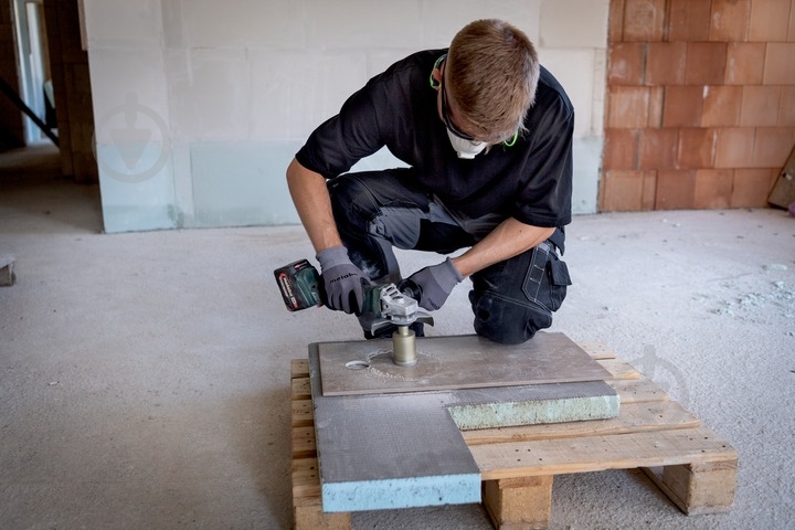 Болгарка (угловая шлифмашина) Metabo W 18 L BL 9-125 602374510 - фото 2