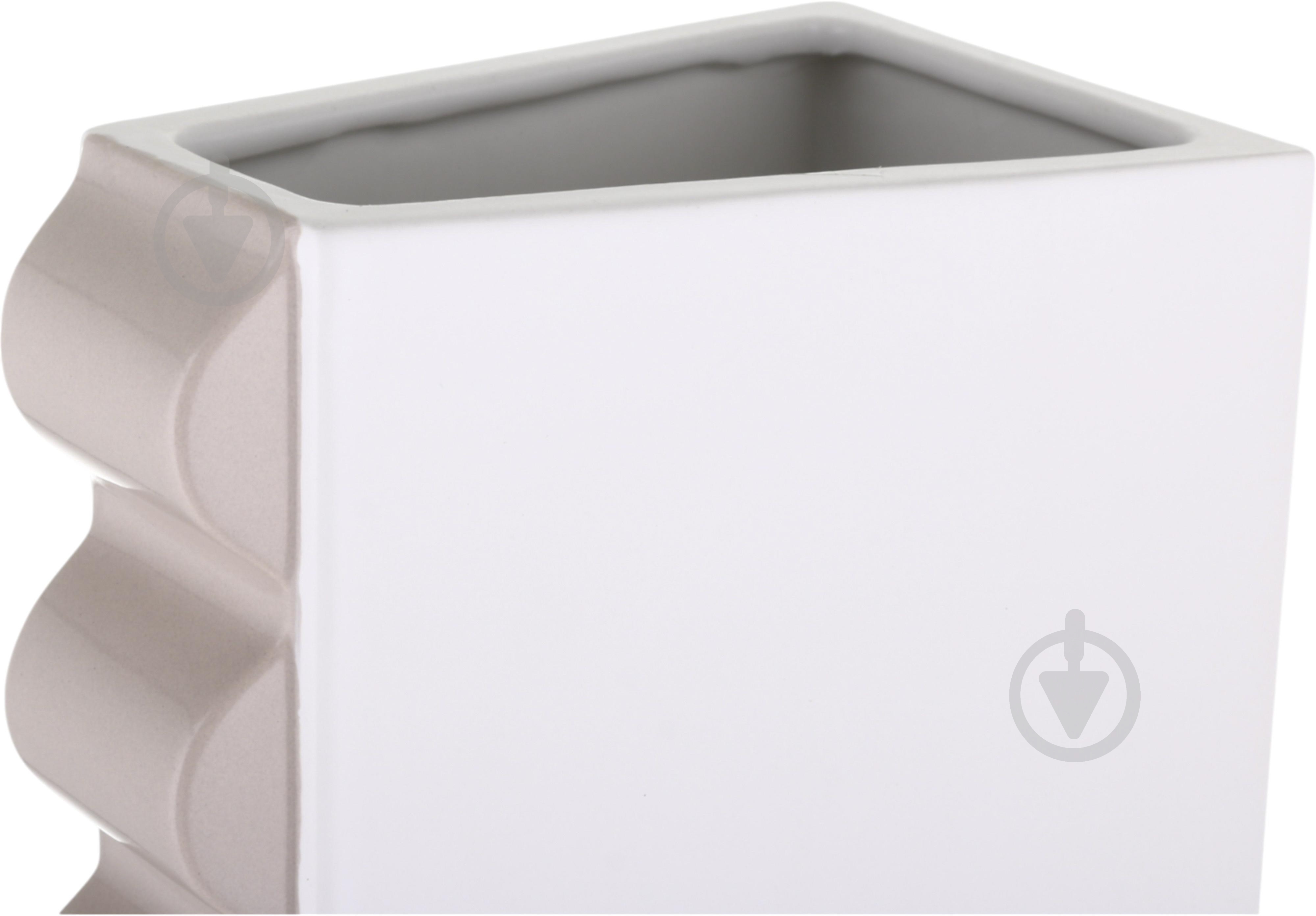 Ваза Inari Jasmi 50 см белая K17154 - фото 5 Ваза Inari Jasmi 50 см белая K17154 - фото 5