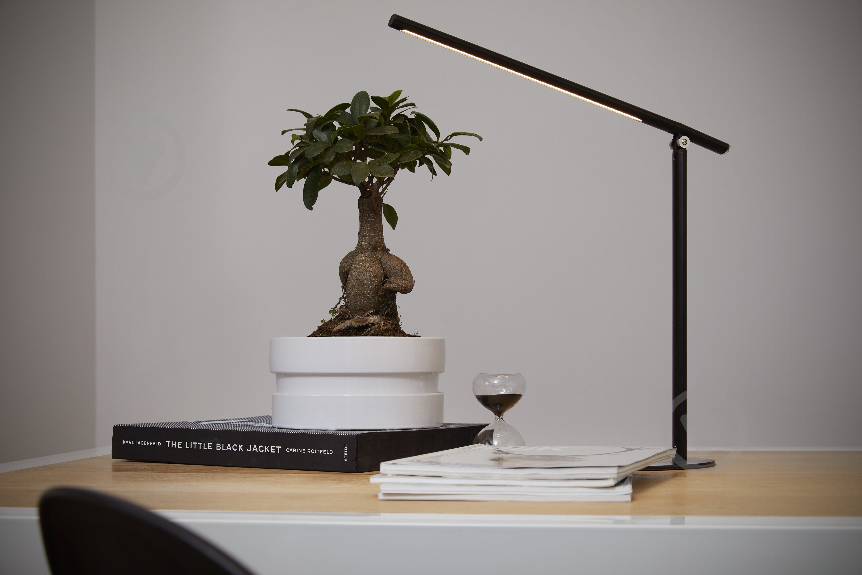 ВИТРИНА! Настольная лампа Ledvance ALU dim ССТ 7 Вт черный - фото 11 ВИТРИНА! Настольная лампа Ledvance ALU dim ССТ 7 Вт черный - фото 11