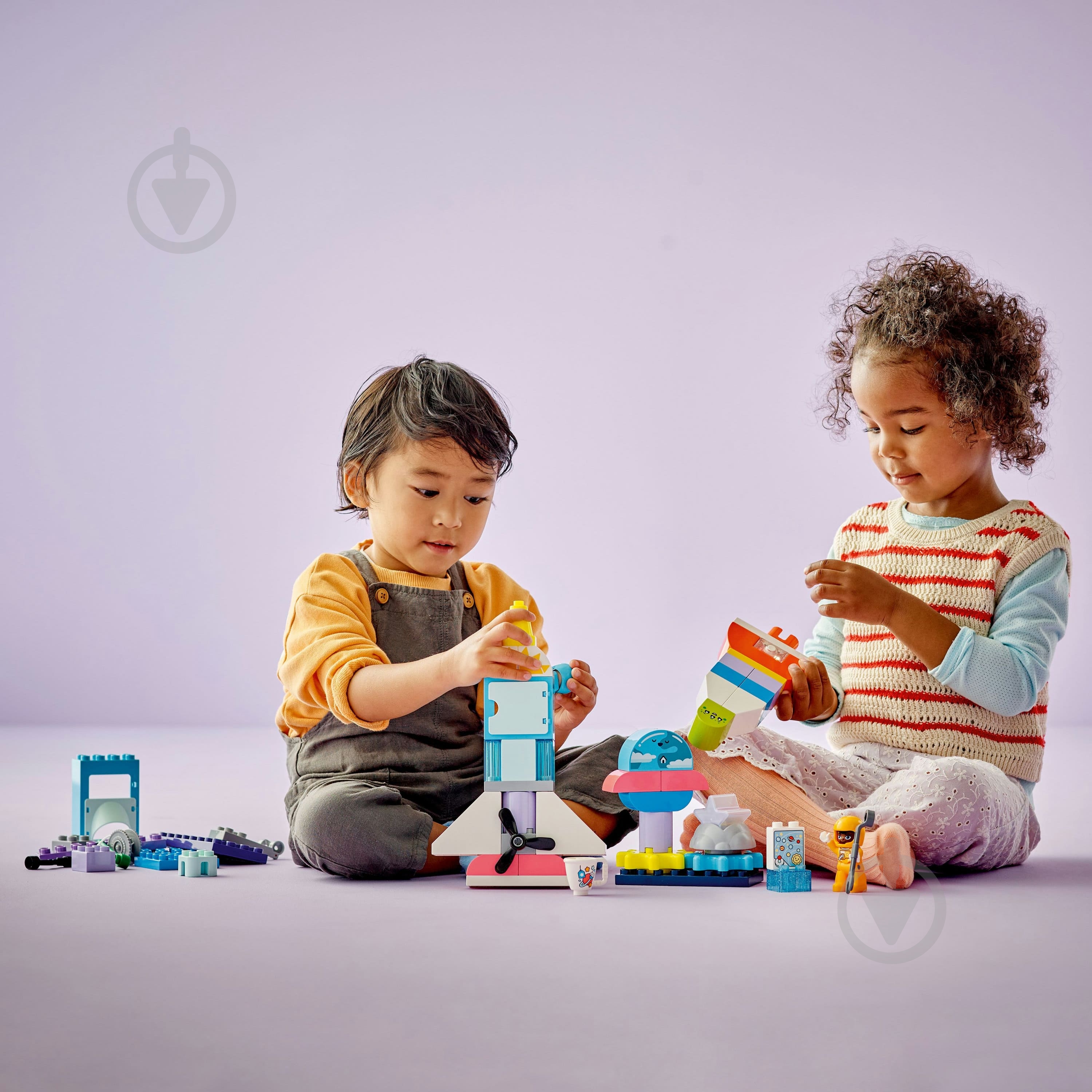 Конструктор LEGO DUPLO Приключения на космическом шаттле 3 в 1 10422 - фото 5 Конструктор LEGO DUPLO Приключения на космическом шаттле 3 в 1 10422 - фото 5