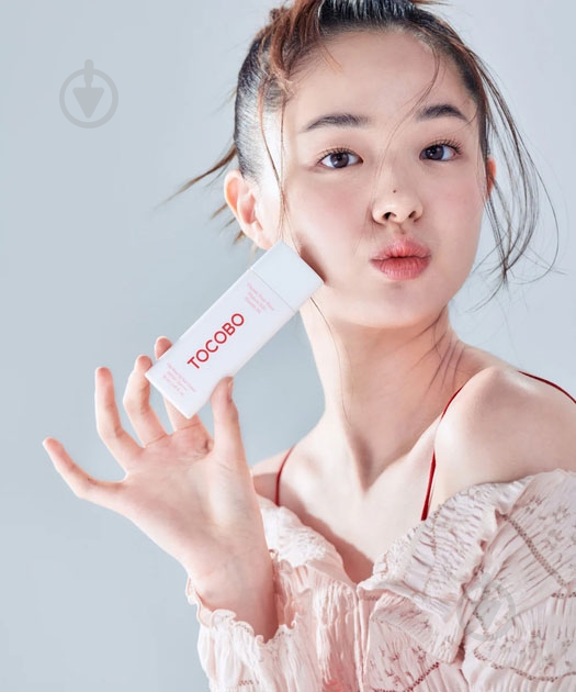 Крем солнцезащитный TOCOBO Vita Tone Up Sun Cream Вирівнює тон SPF 50+/PA++++ 50 мл - фото 6 Крем солнцезащитный TOCOBO Vita Tone Up Sun Cream Вирівнює тон SPF 50+/PA++++ 50 мл - фото 6