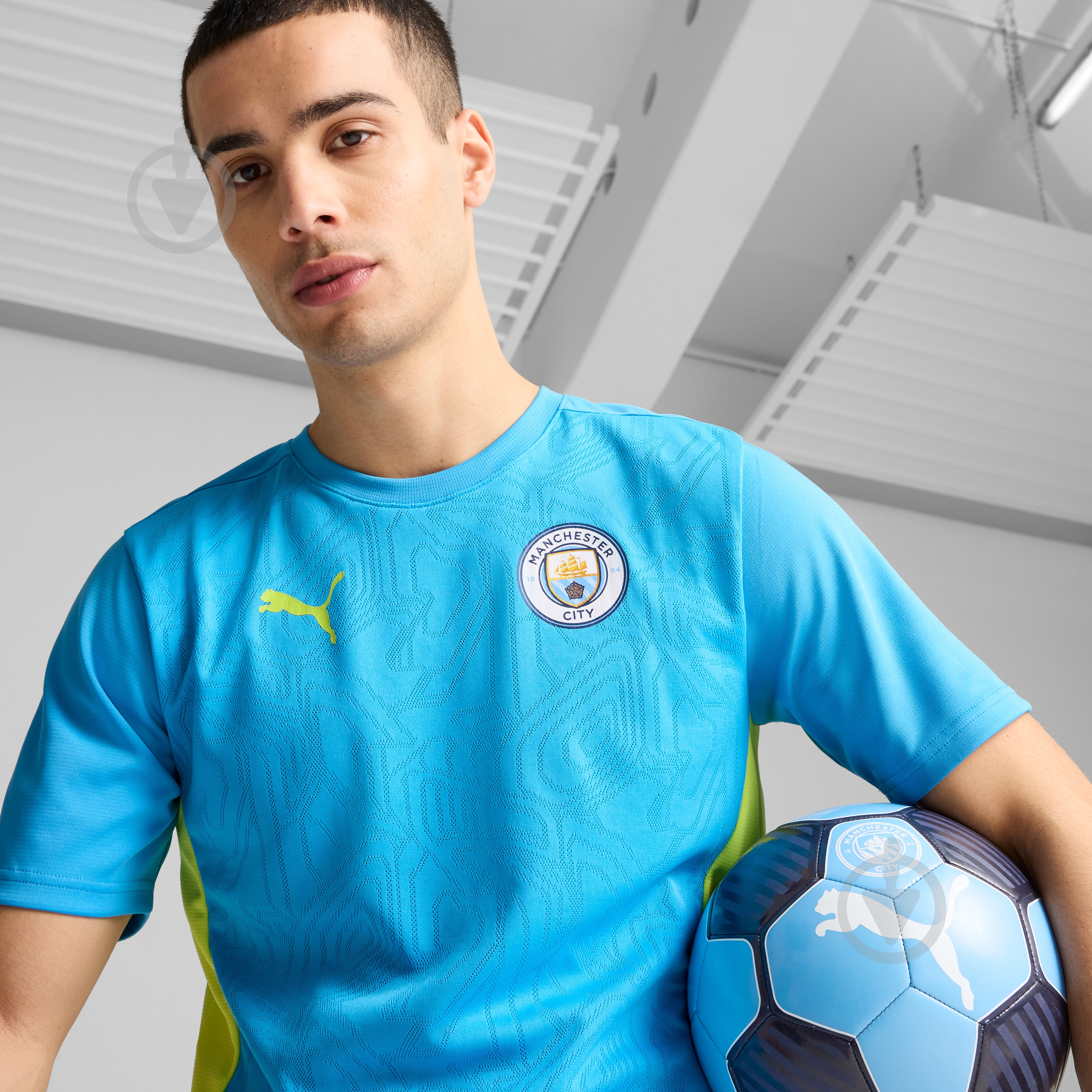 Футболка Puma MCFC TRAINING JERSEY 77752111 р.S синий - фото 4 Футболка Puma MCFC TRAINING JERSEY 77752111 р.S синий - фото 4