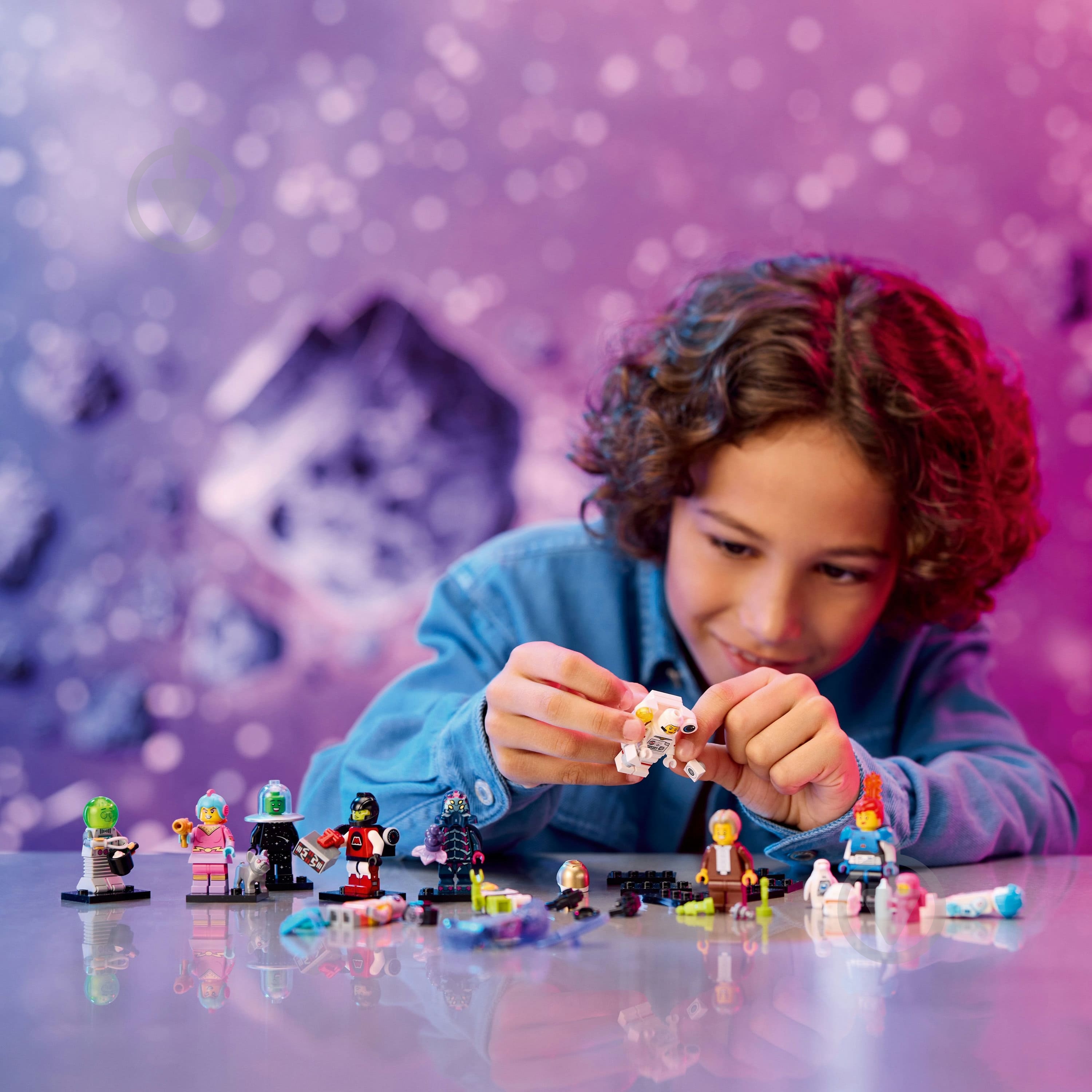 Конструктор LEGO Minifigures Космос Серия 2 71046 - фото 4 Конструктор LEGO Minifigures Космос Серия 2 71046 - фото 4