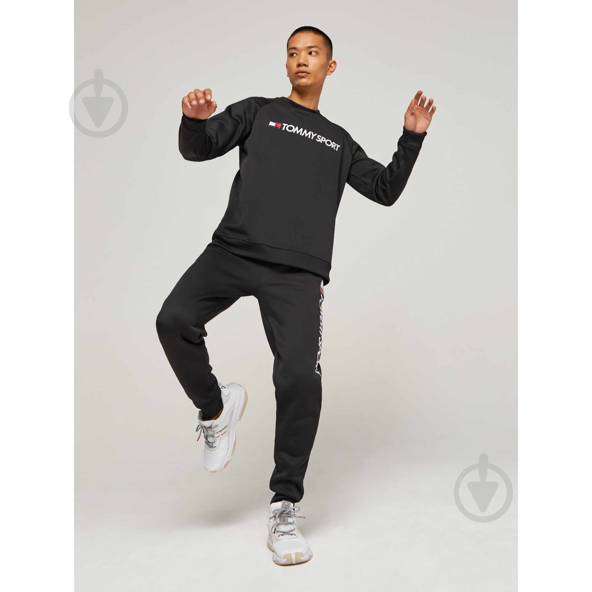 Джемпер Tommy Hilfiger FLEECE LOGO CREW NECK S20S200280099 р. L чорний - фото 4