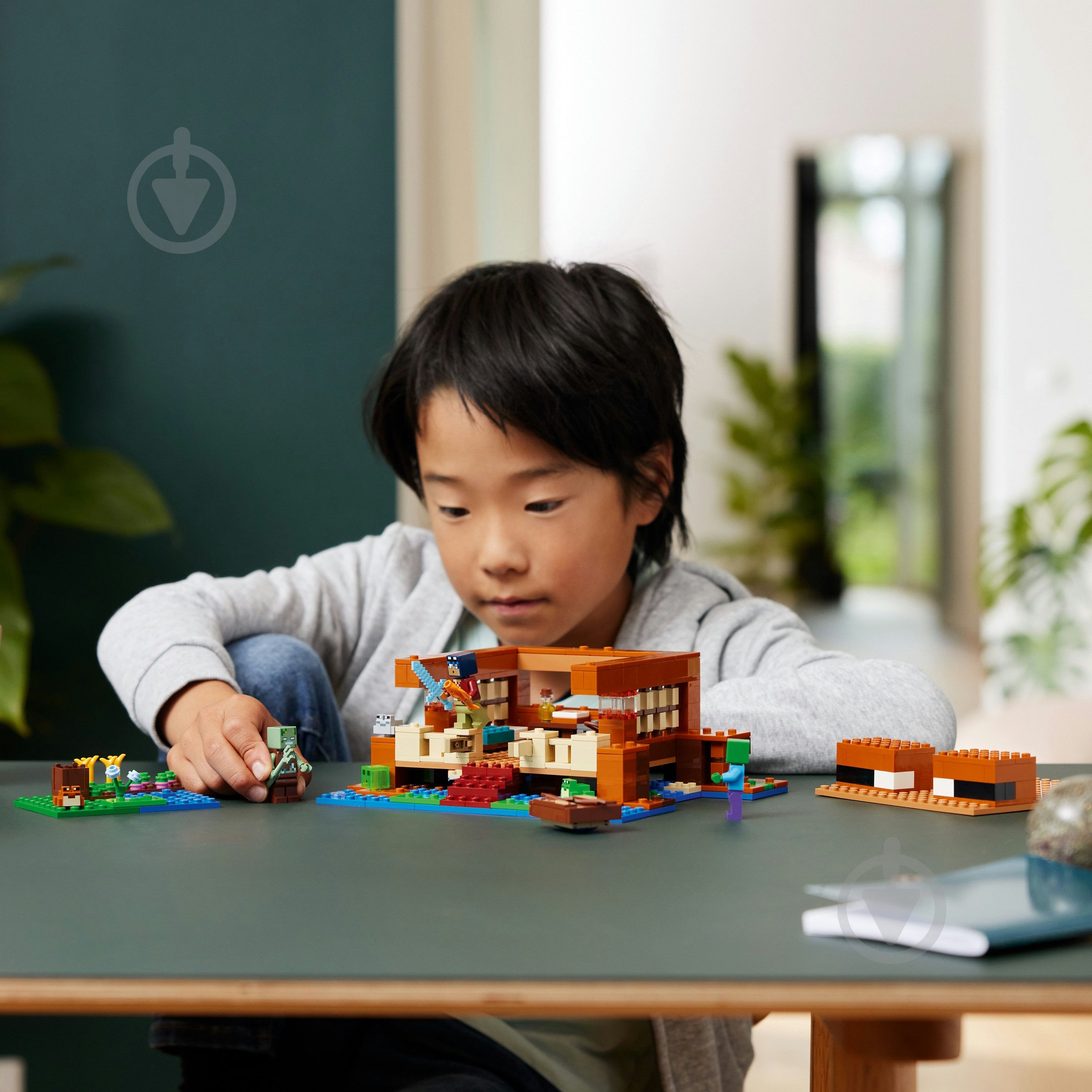 Конструктор LEGO Minecraft Дом в форме лягушки 21256 - фото 4 Конструктор LEGO Minecraft Дом в форме лягушки 21256 - фото 4