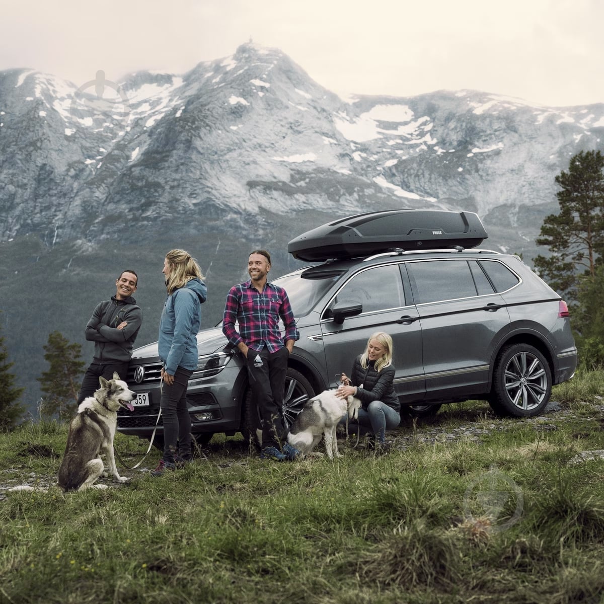 Аэродинамический бокс Thule Force XT S 300 л (TH 635100) black - фото 8