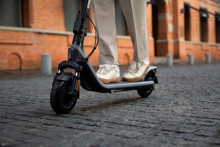 Електросамокат Segway-Ninebot E2 E II чорний (AA.05.14.01.0004 ) - фото 11
