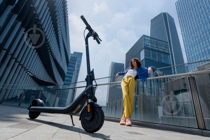 Електросамокат Segway-Ninebot E2 E II чорний (AA.05.14.01.0004 ) - фото 7
