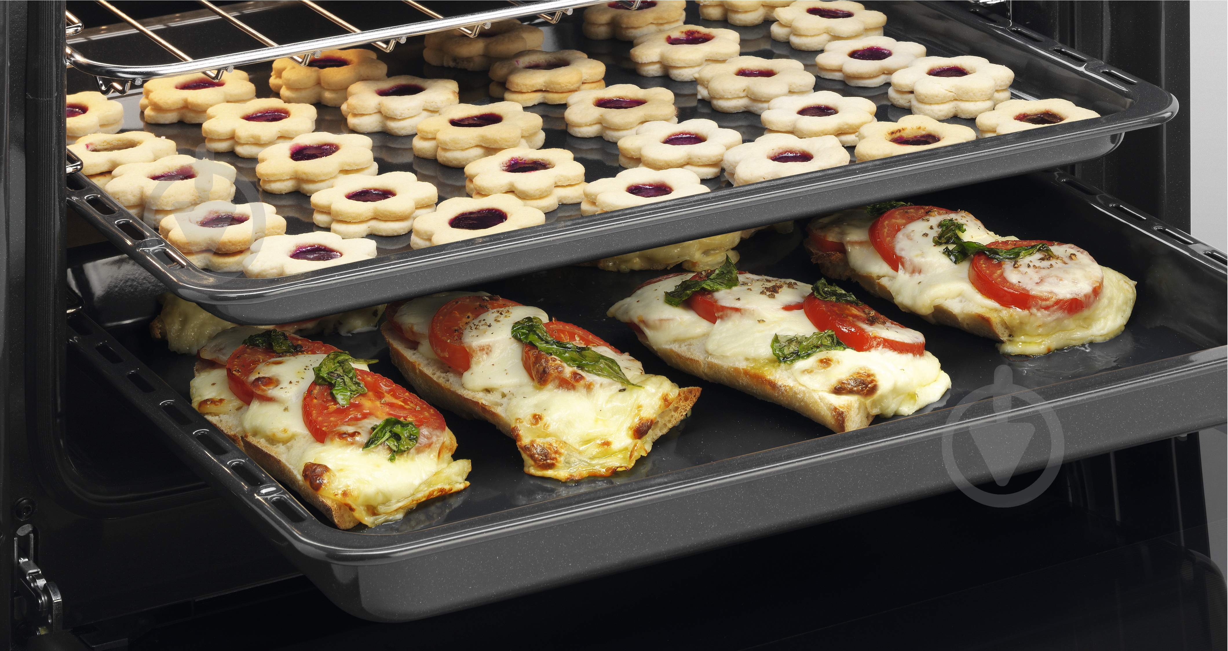 Плита электрическая Electrolux LKR664100X - фото 3