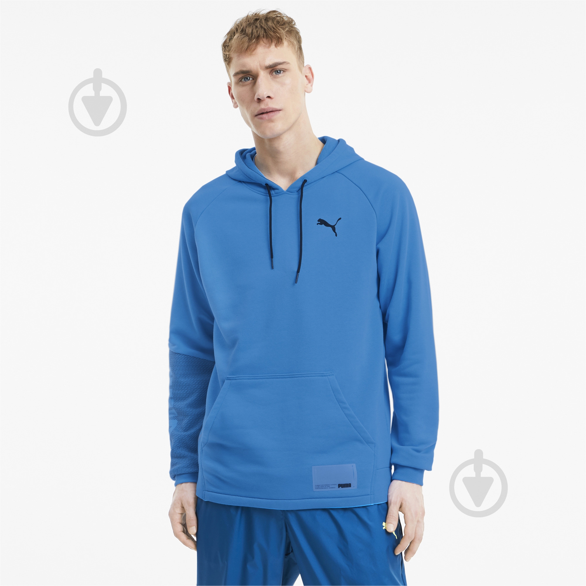 Джемпер Puma Train Graphic Knit Hoodie 51942703 р. M голубой - фото 1 Джемпер Puma Train Graphic Knit Hoodie 51942703 р. M голубой - фото 1