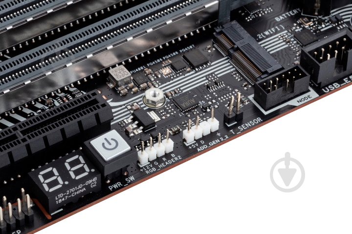 Материнська плата Asus PRIME TRX40-PRO (Socket TRX4, AMD TRX40, ATX) - фото 8 Материнська плата Asus PRIME TRX40-PRO (Socket TRX4, AMD TRX40, ATX) - фото 8