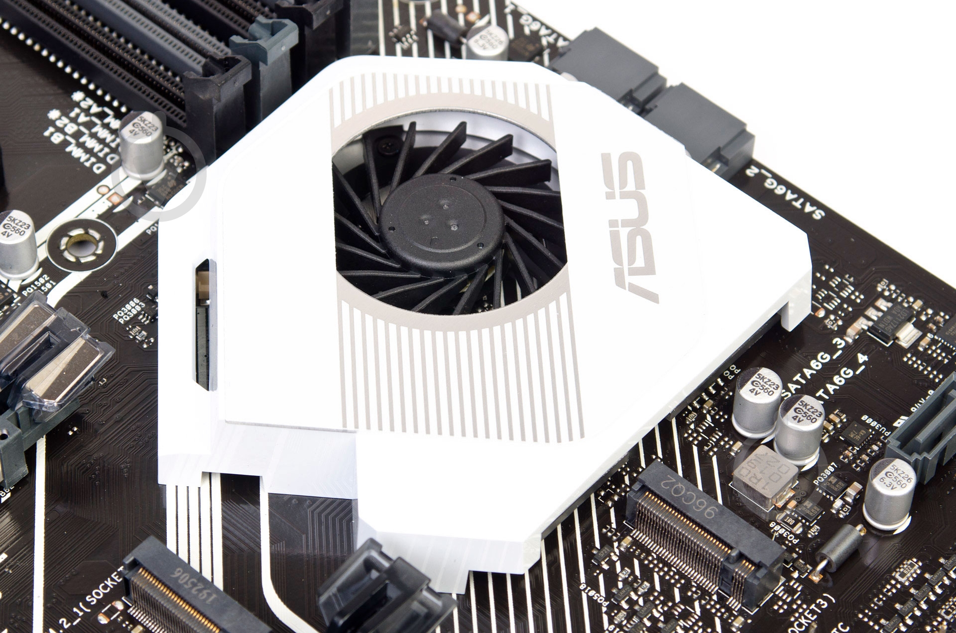 Материнская плата Asus PRIME X570-P (Socket AM4, AMD X570, ATX) - фото 10 Материнская плата Asus PRIME X570-P (Socket AM4, AMD X570, ATX) - фото 10