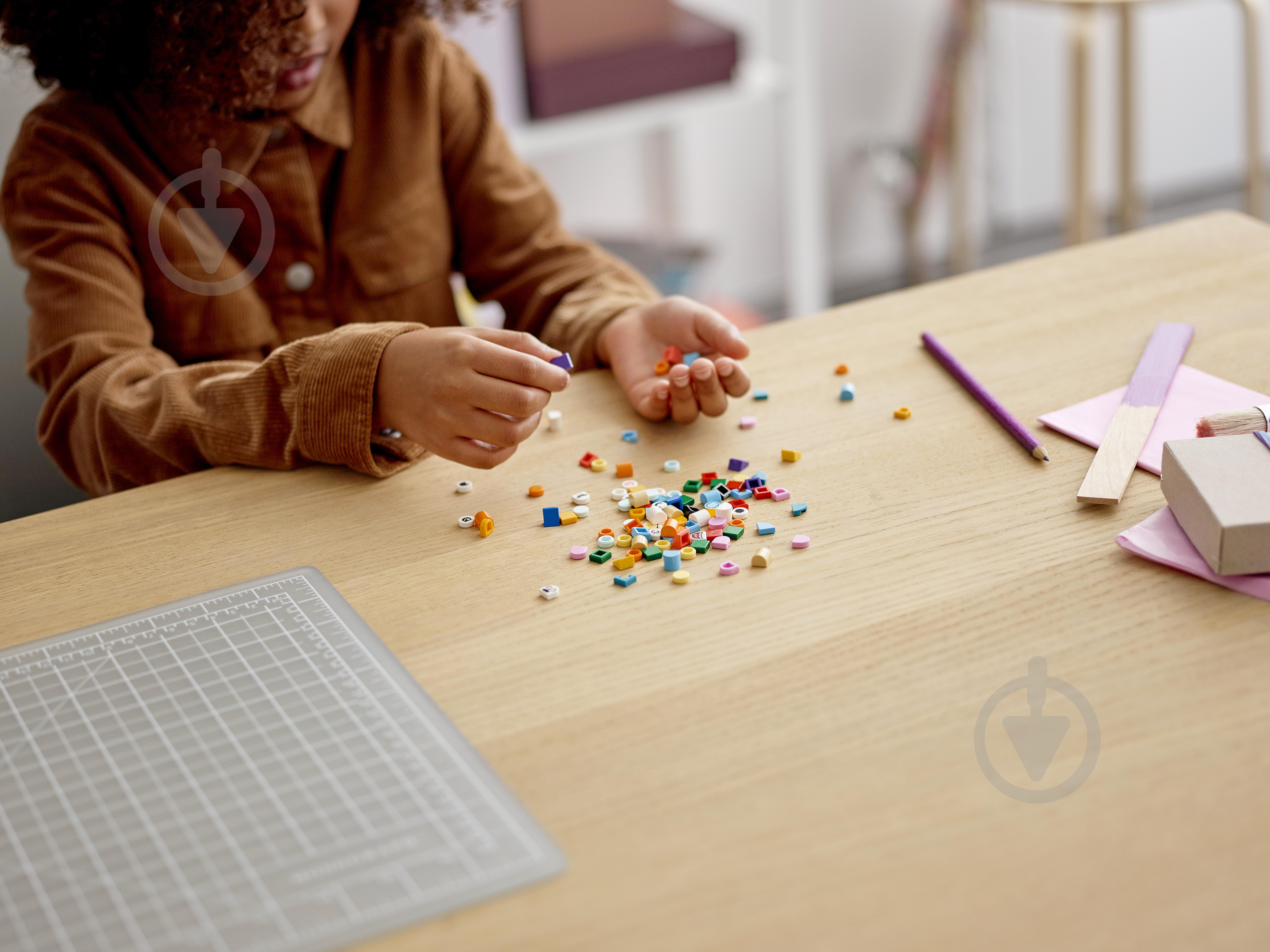Конструктор LEGO Dots Додаткові елементи. Випуск 4 41931 - фото 3 Конструктор LEGO Dots Додаткові елементи. Випуск 4 41931 - фото 3