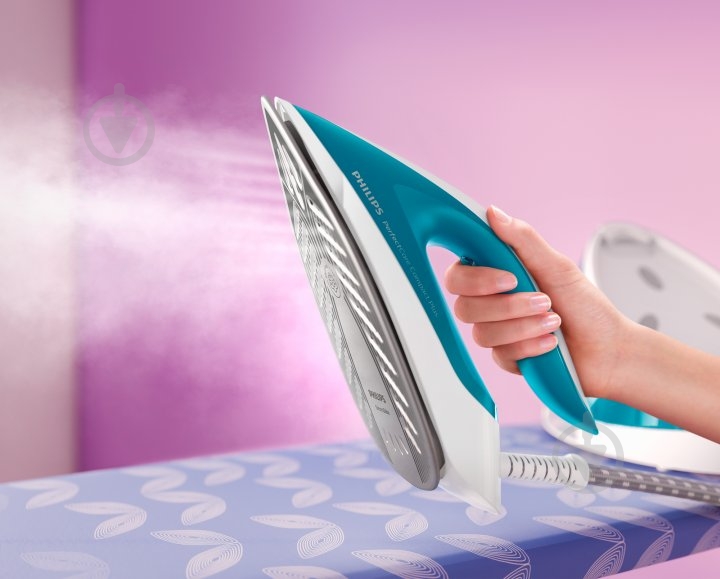 Утюг с парогенератором Philips PerfectCare Compact Plus GC7920/20 - фото 6 Утюг с парогенератором Philips PerfectCare Compact Plus GC7920/20 - фото 6