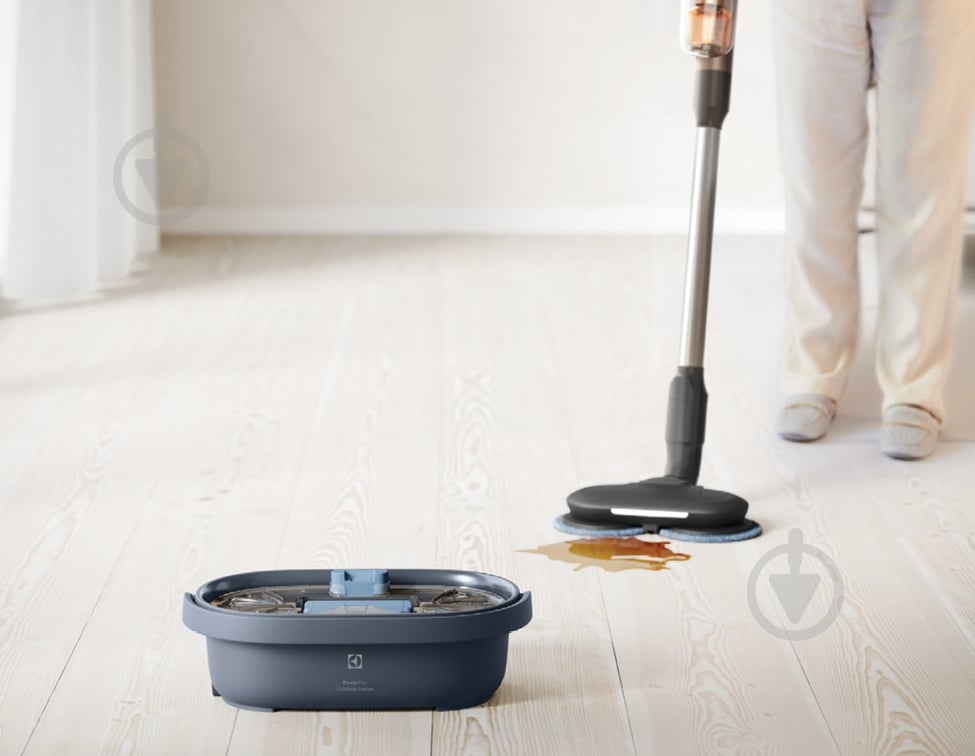 Станція очисна Electrolux PowerPro EPPCS2 для насадок вологого прибирання - фото 5