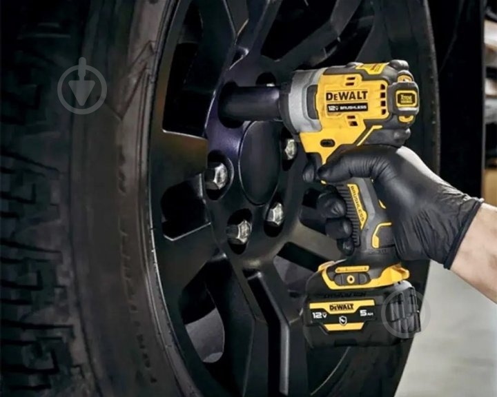 Гайковерт аккумуляторный DeWalt 338 Нм DCF903P1 - фото 5