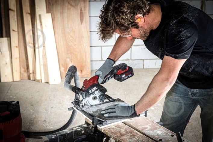 Пила дисковая SKIL SW1E3540CA+BR1E3105AA - фото 3