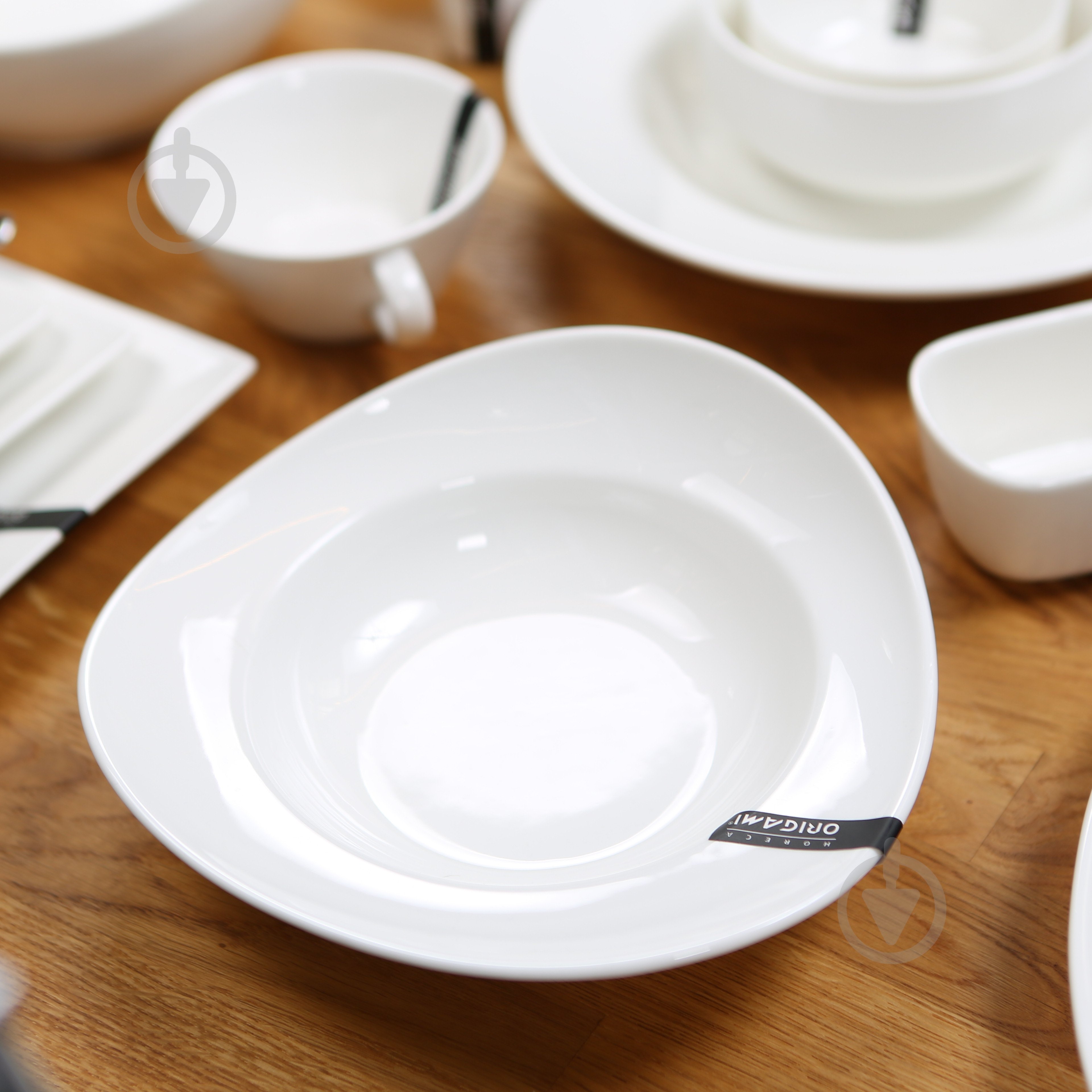 Тарелка глубокая Origami Horeca треугольная BA2255 - фото 3