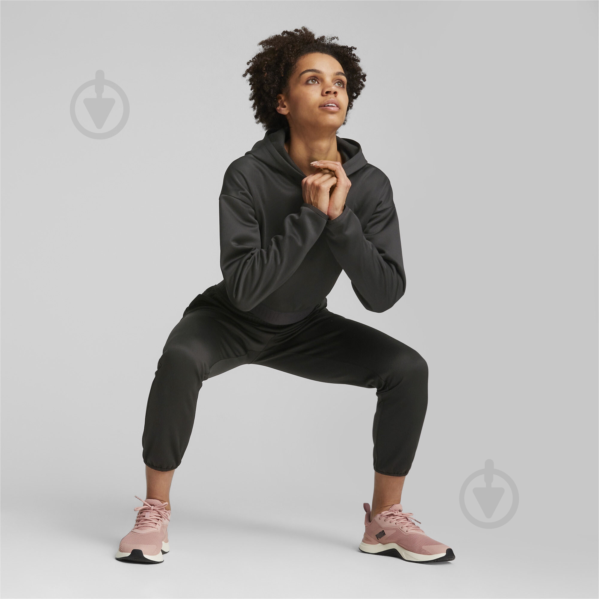 Джемпер Puma PUMA STRONG POWER FLEECE HOODIE 52387601 р.S черный - фото 4 Джемпер Puma PUMA STRONG POWER FLEECE HOODIE 52387601 р.S черный - фото 4