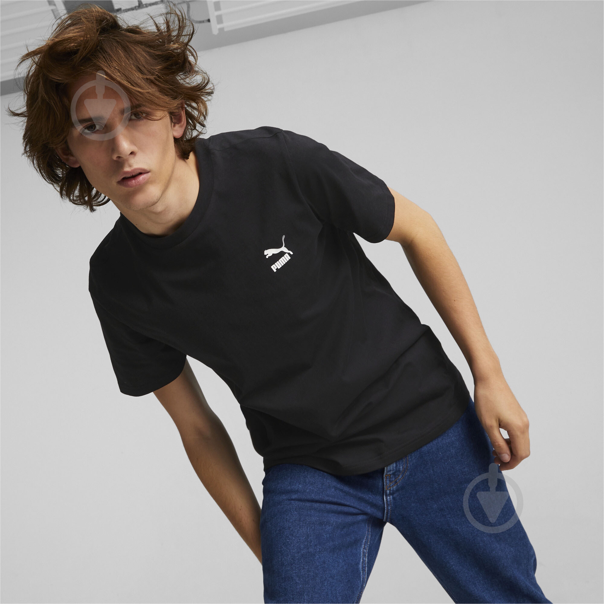Футболка Puma CLASSICS SMALL LOGO TEE 53558701 р.M черный - фото 3 Футболка Puma CLASSICS SMALL LOGO TEE 53558701 р.M черный - фото 3