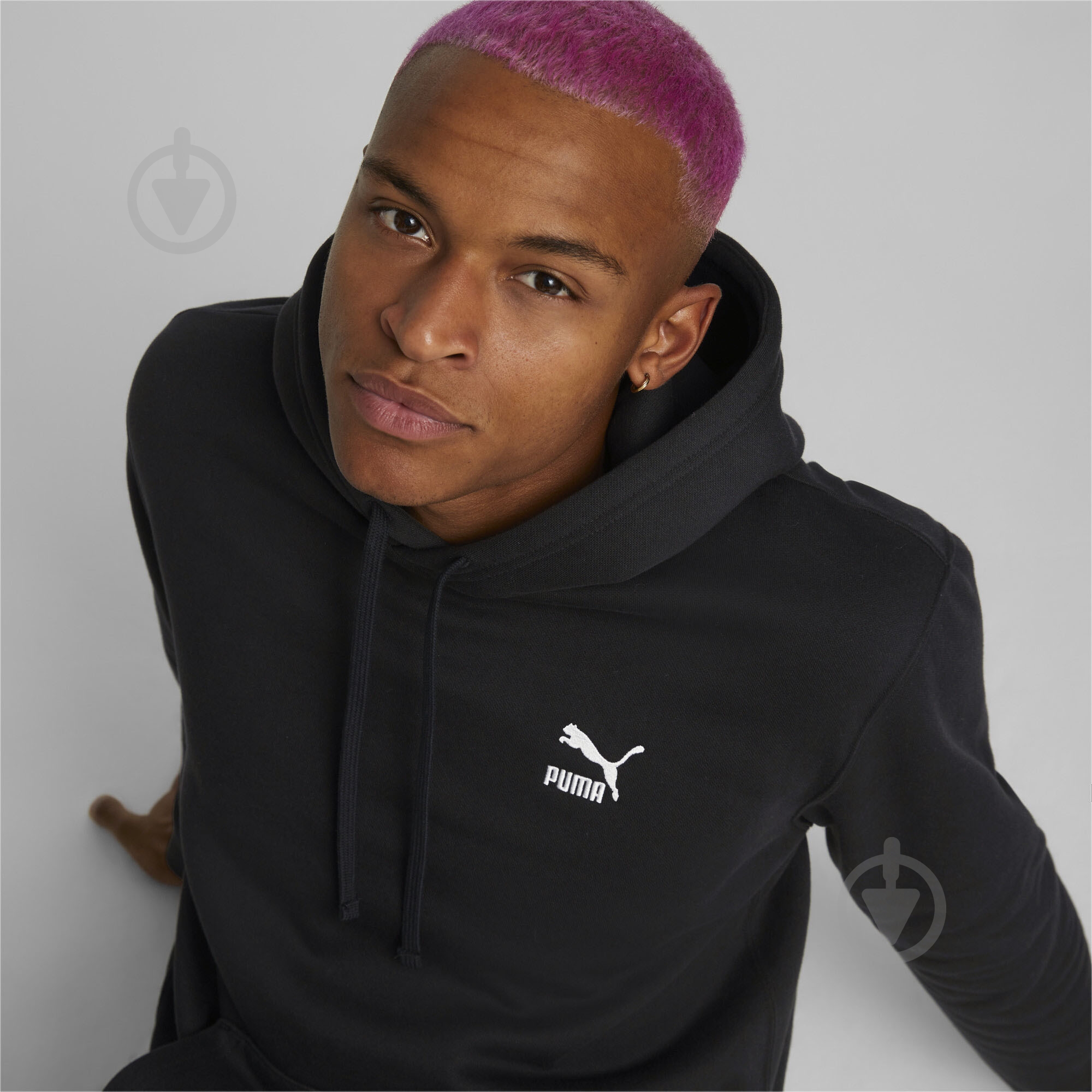 Джемпер Puma CLASSICS SMALL LOGO HOODIE FL 53559601 р.M черный - фото 5 Джемпер Puma CLASSICS SMALL LOGO HOODIE FL 53559601 р.M черный - фото 5