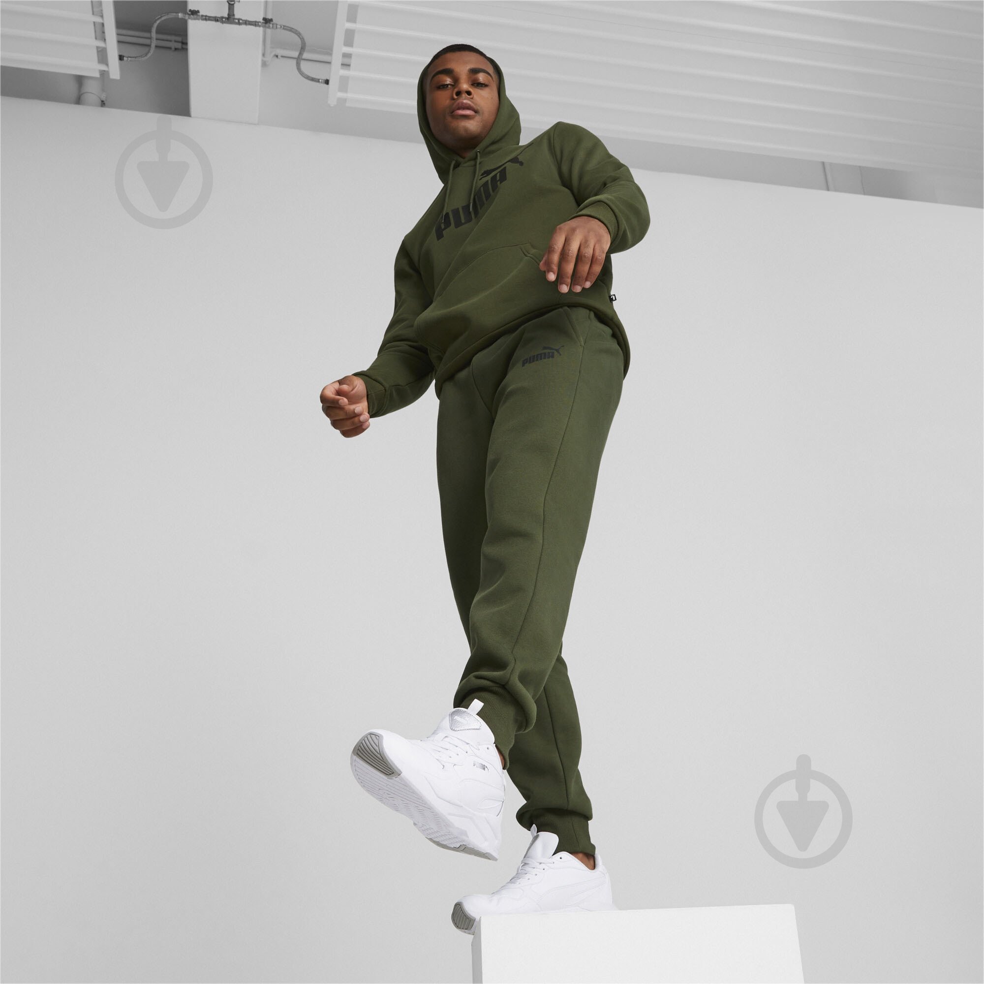 Брюки Puma ESS LOGO PANTS FL CL (S) 58671531 р. M хаки - фото 4