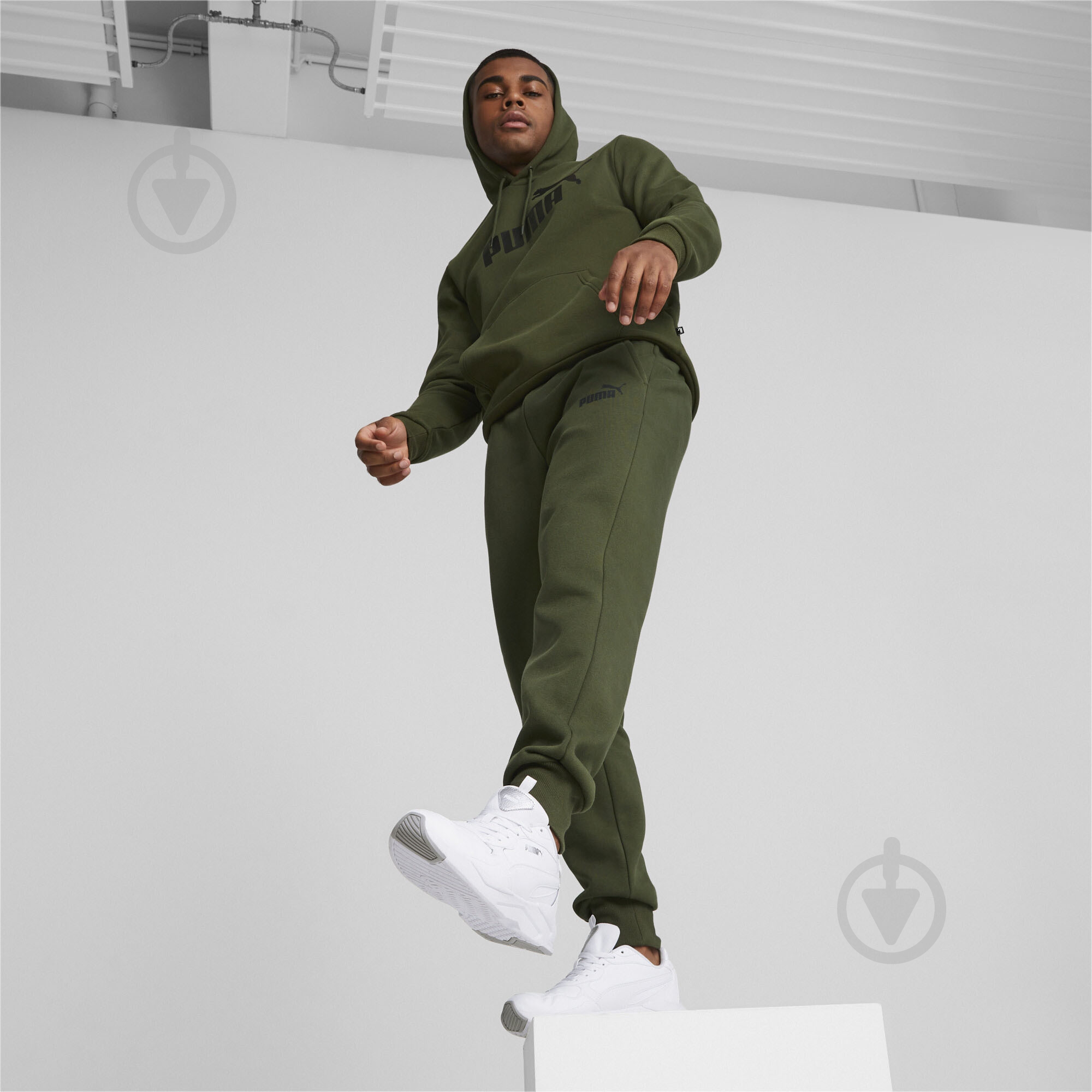Брюки Puma ESS LOGO PANTS FL CL (S) 58671531 р. XL хаки - фото 4