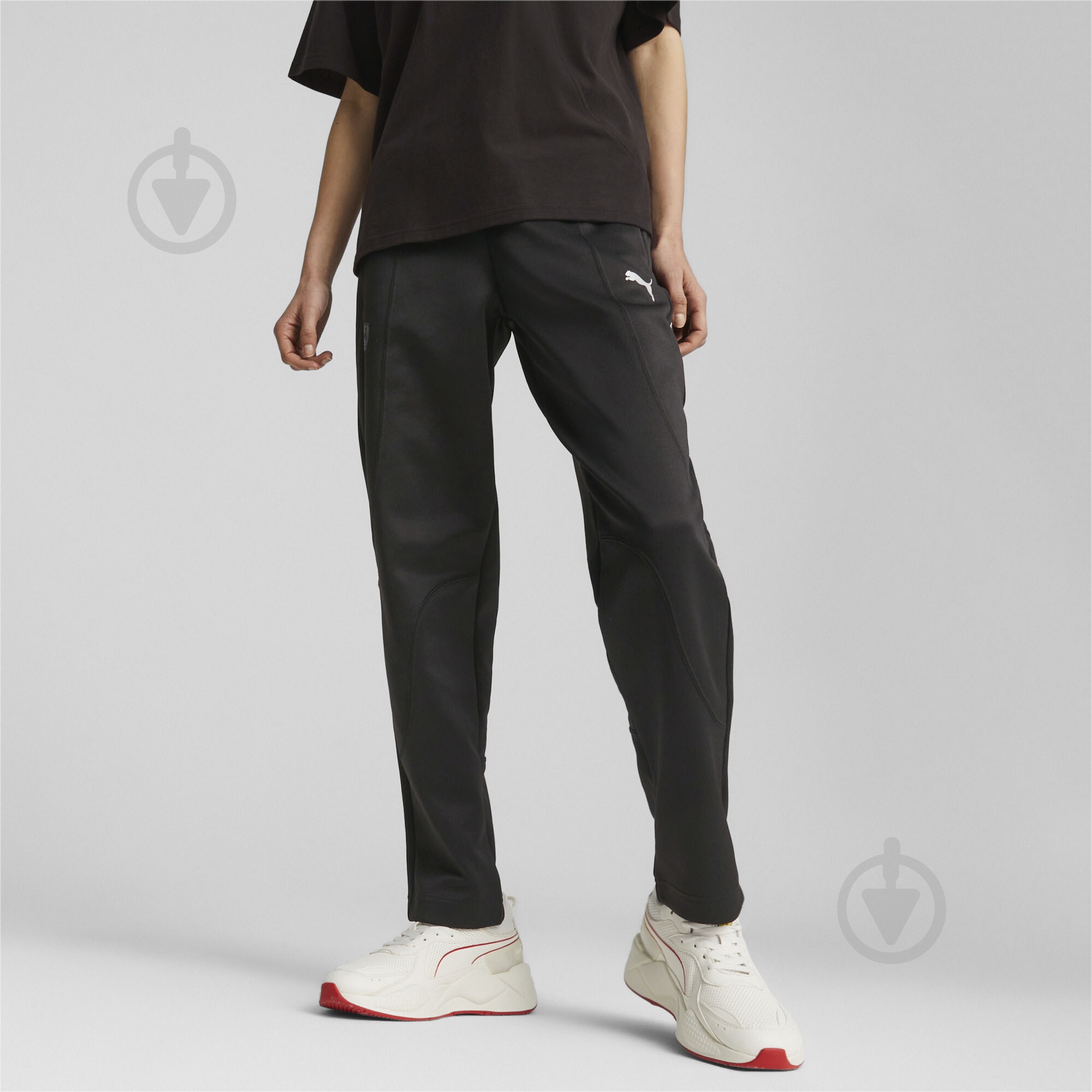 Брюки Puma FERRARI STYLE SWEAT PANTS WMN 62099301 р. XS черный - фото 3