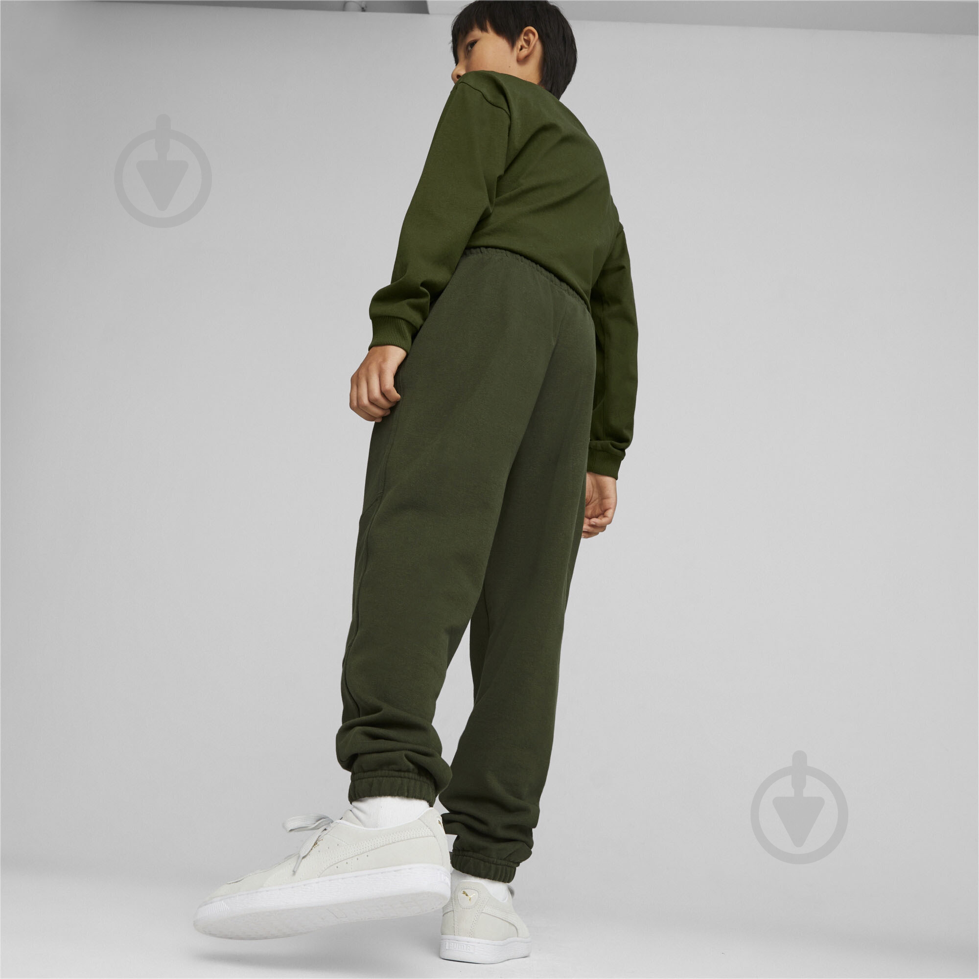 Брюки Puma DOWNTOWN SWEATPANTS TR B 62159731 р. 152 зеленый - фото 3 Брюки Puma DOWNTOWN SWEATPANTS TR B 62159731 р. 152 зеленый - фото 3