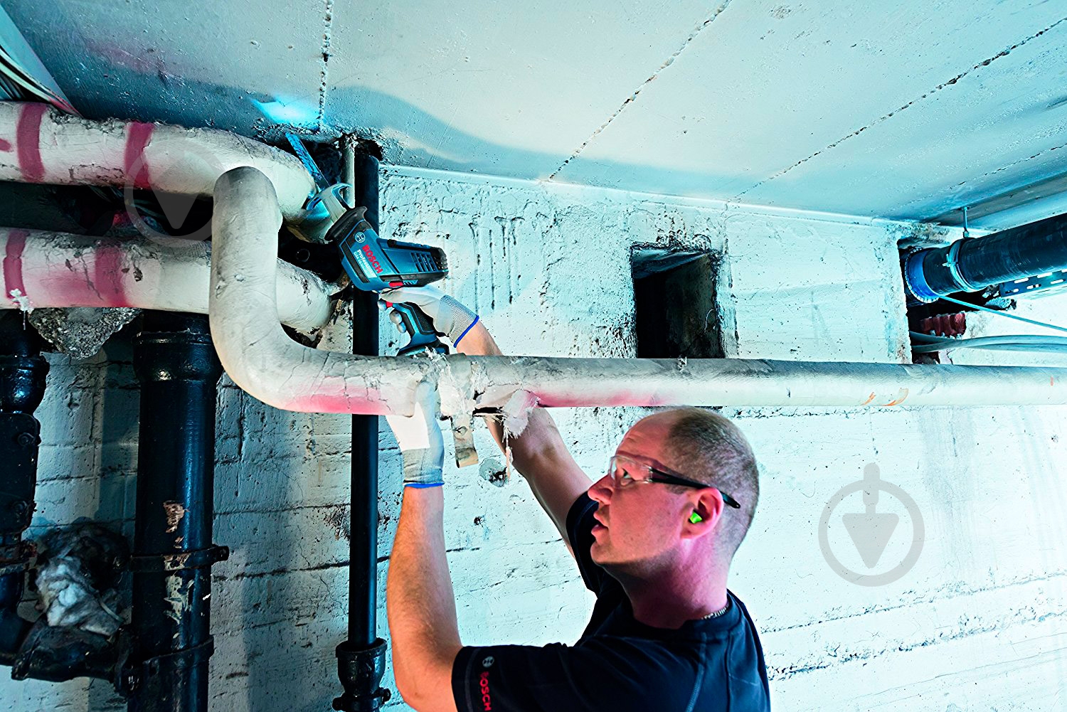 Аккумуляторная сабельная пила Bosch Professional GSA 18 V-LI C 06016A5002 - фото 2 Аккумуляторная сабельная пила Bosch Professional GSA 18 V-LI C 06016A5002 - фото 2