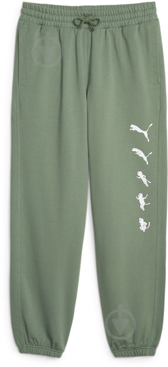 Брюки Puma PUMA X RIPNDIP SWEATPANTS TR 62219944 р. S зеленый - фото 1 Брюки Puma PUMA X RIPNDIP SWEATPANTS TR 62219944 р. S зеленый - фото 1