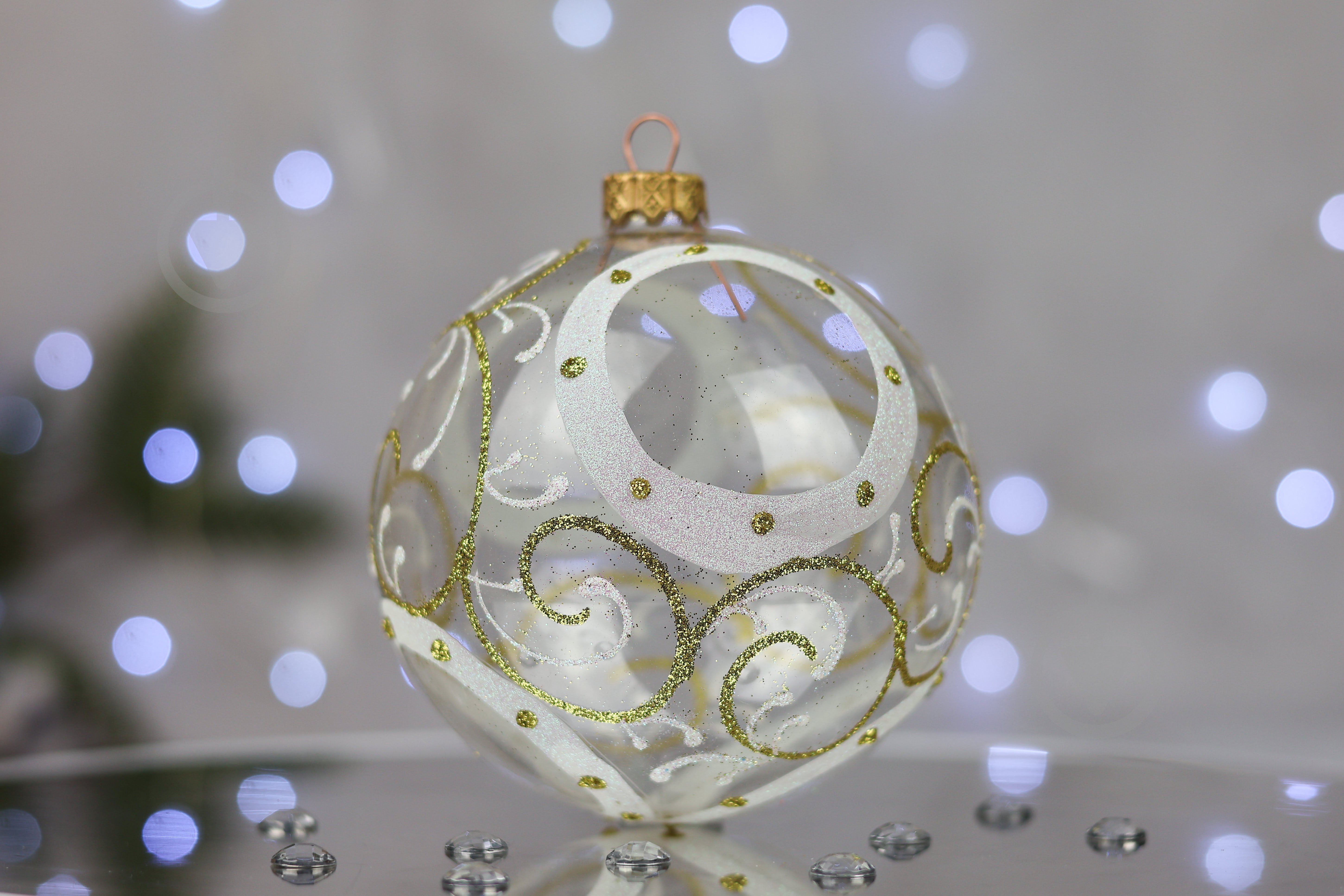 Куля ялинкова Чотири кола геометрія d 100 мм прозорий 4820001024074 - фото 1 Куля ялинкова Чотири кола геометрія d 100 мм прозорий 4820001024074 - фото 1