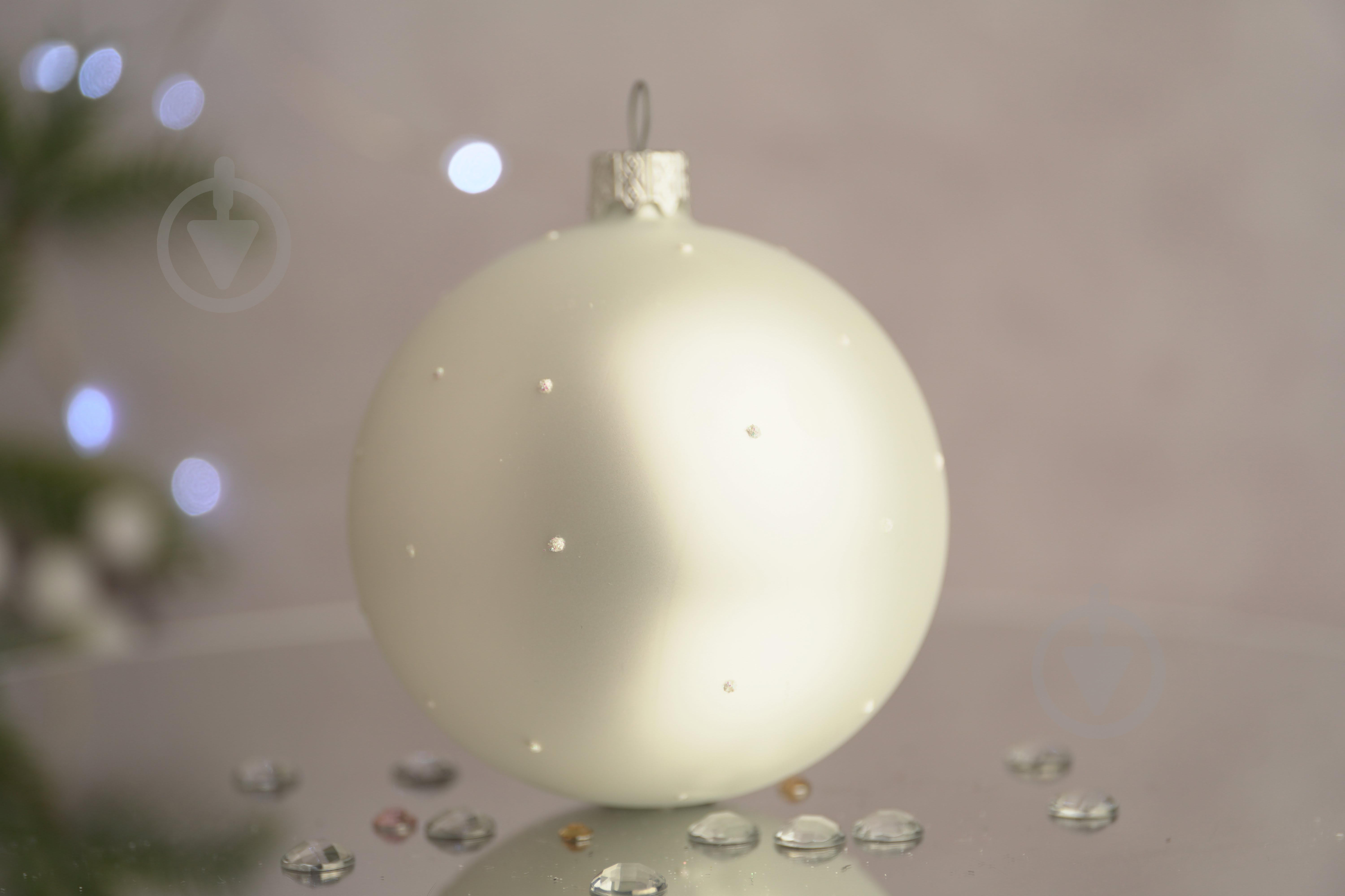 Куля ялинкова Дракон. Красуня d 85 мм білий 4820001112580 - фото 4 Куля ялинкова Дракон. Красуня d 85 мм білий 4820001112580 - фото 4