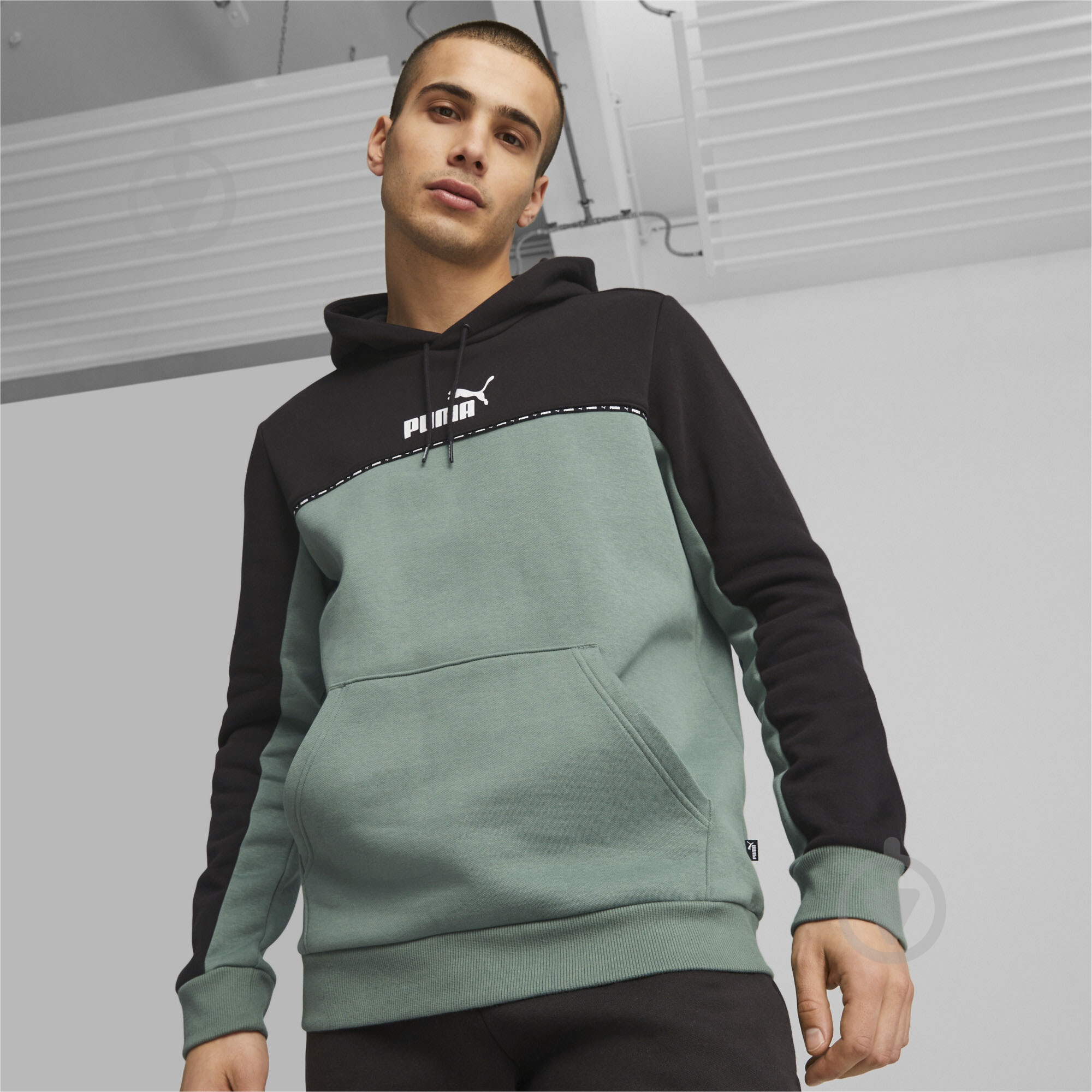 Джемпер Puma ESS BLOCK X TAPE HOODIE FL 67334244 р.XL зеленый - фото 3 Джемпер Puma ESS BLOCK X TAPE HOODIE FL 67334244 р.XL зеленый - фото 3