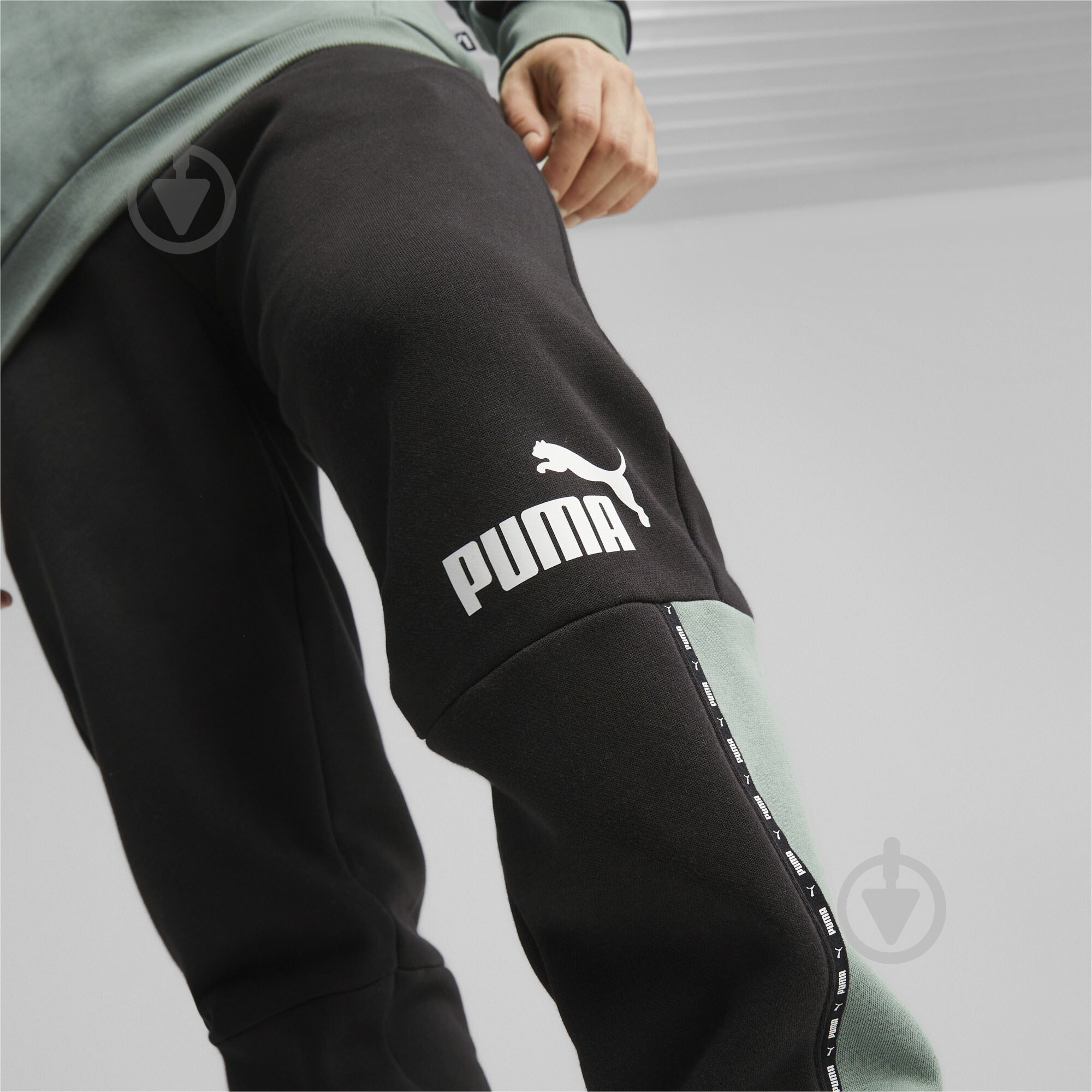 Штани Puma ESS BLOCK X TAPE SWEATPANTS FL CL 67334351 р. 2XL чорний - фото 4