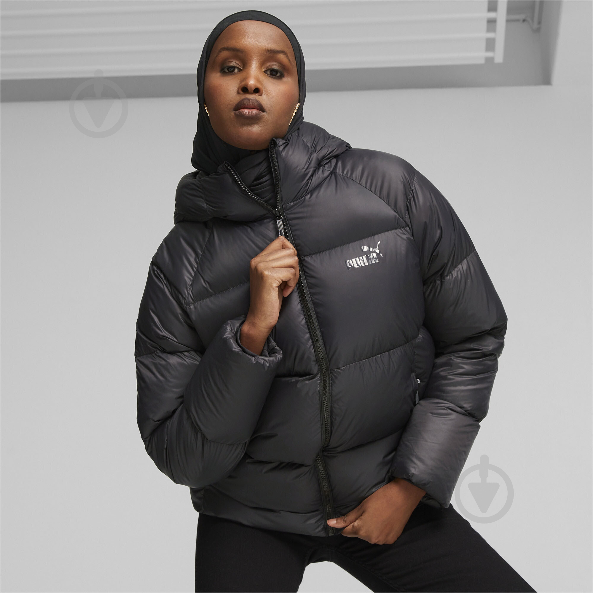 Пуховик Puma HOODED ULTRA DOWN PUFFER JACKET 67536901 р.S черный - фото 3 Пуховик Puma HOODED ULTRA DOWN PUFFER JACKET 67536901 р.S черный - фото 3