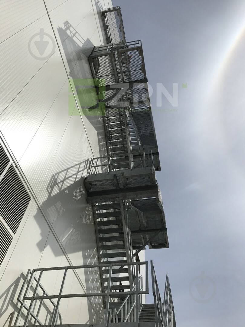 Ступень оцинкованная металлическая 600х205 мм - фото 3 Ступень оцинкованная металлическая 600х205 мм - фото 3