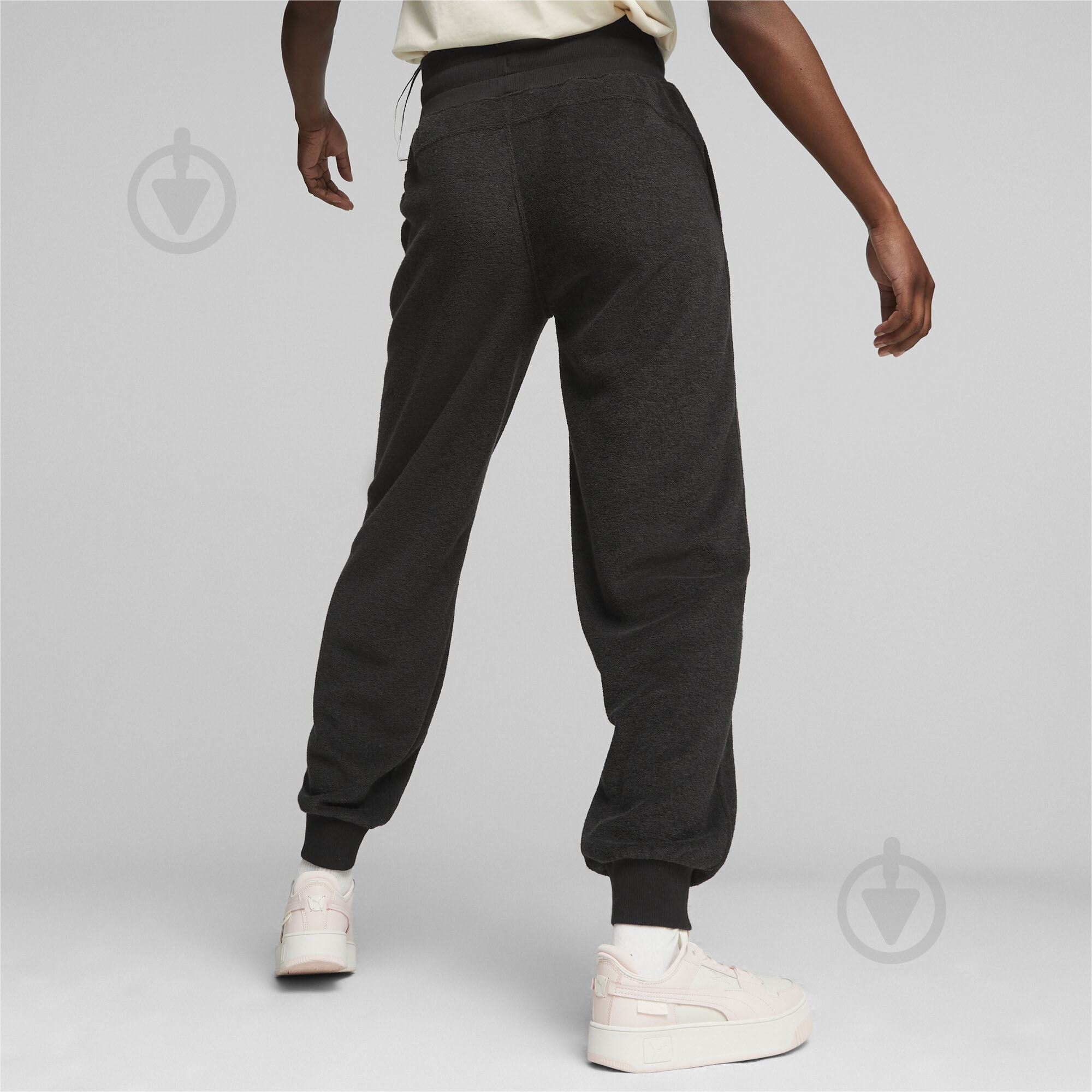 Брюки Puma HER WINTERIZED HIGH-WAIST PANTS 67601001 р. S черный - фото 4 Брюки Puma HER WINTERIZED HIGH-WAIST PANTS 67601001 р. S черный - фото 4