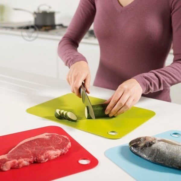 Набор досок разделочных Joseph Joseph Pop 24х34х0,6 см 3 шт. в ассортименте - фото 4 Набор досок разделочных Joseph Joseph Pop 24х34х0,6 см 3 шт. в ассортименте - фото 4