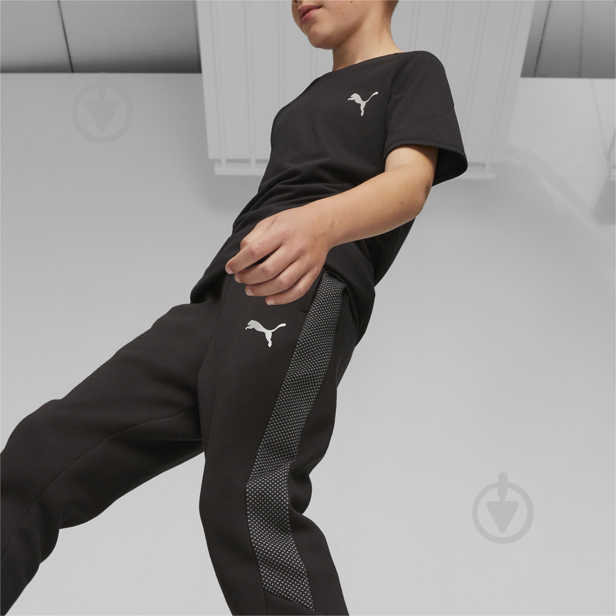 Брюки Puma EVOSTRIPE PANTS DK B 67627801 р. 176 черный - фото 5 Брюки Puma EVOSTRIPE PANTS DK B 67627801 р. 176 черный - фото 5