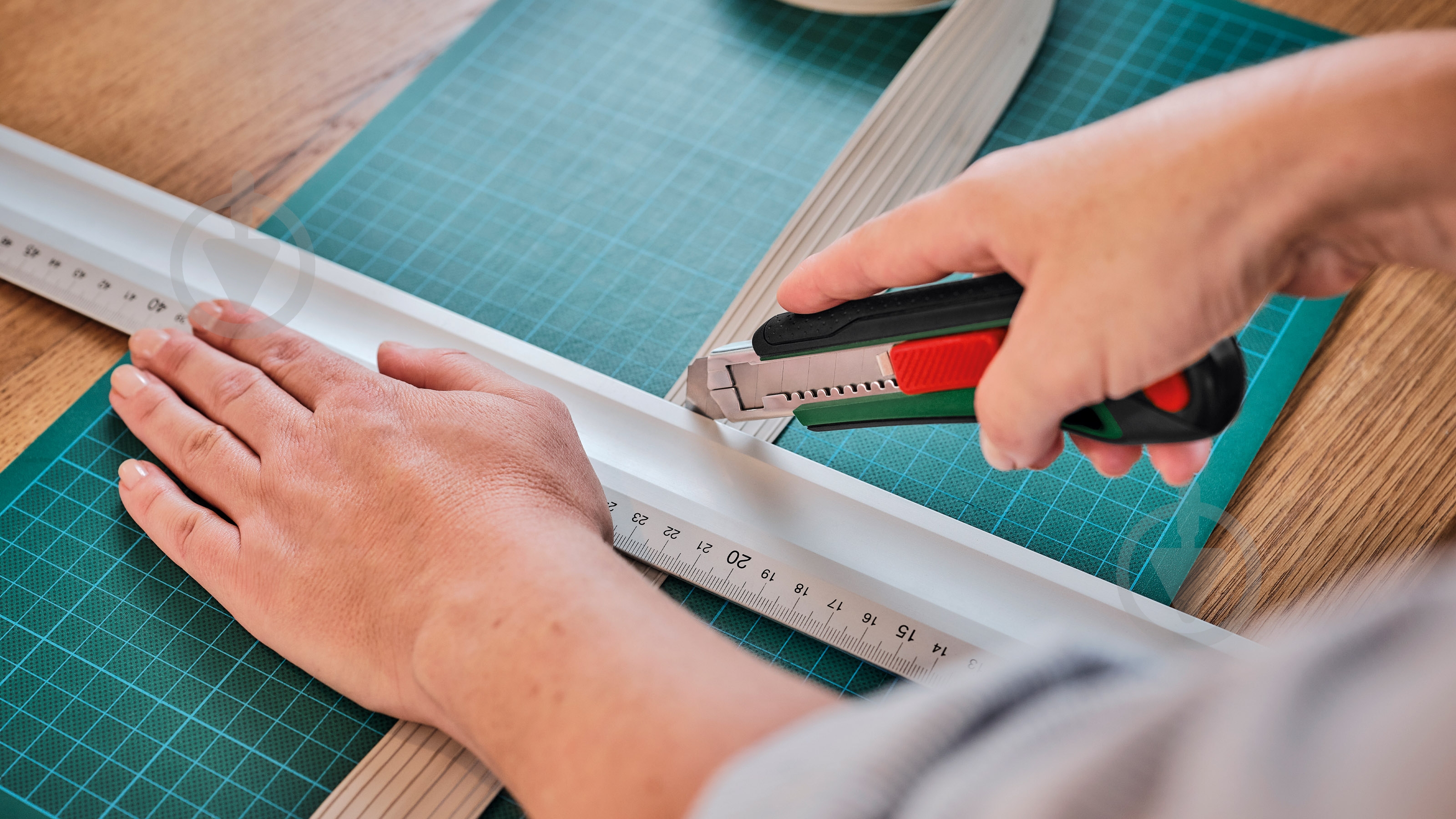 Нож Bosch выдвижной 1600A032V8 - фото 3