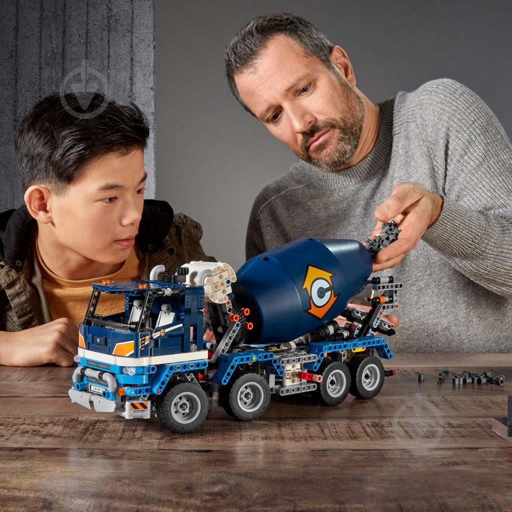 Конструктор LEGO Technic Бетономешалка 42112 - фото 10 Конструктор LEGO Technic Бетономешалка 42112 - фото 10