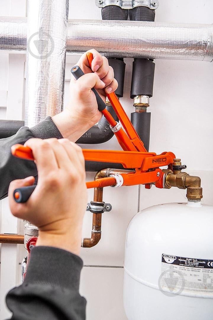 Ключ трубный NEO tools 02-130 - фото 2