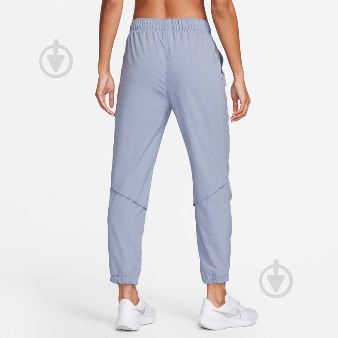 Брюки Nike FB7730-493 р. M серый - фото 2 Брюки Nike FB7730-493 р. M серый - фото 2
