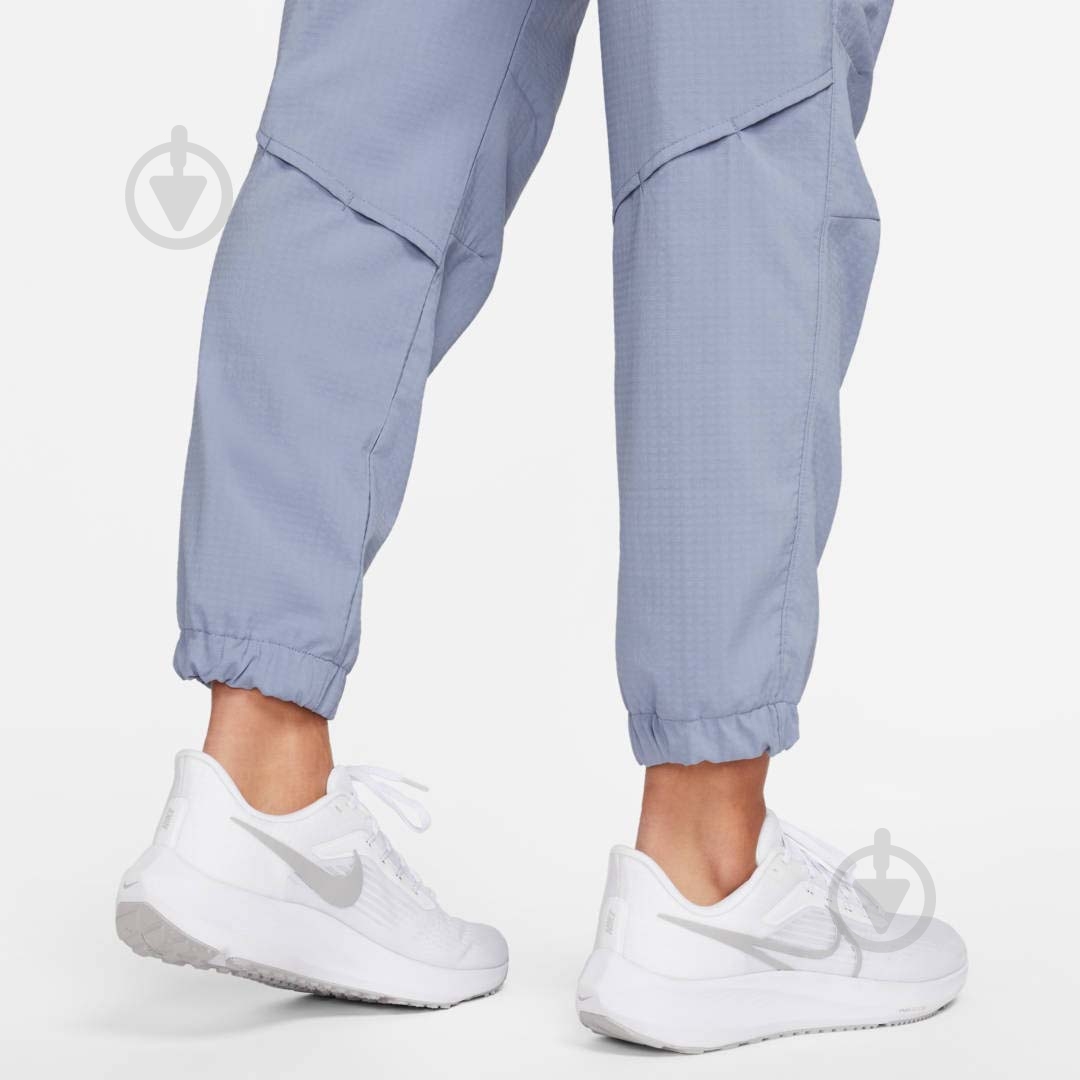 Брюки Nike FB7730-493 р. M серый - фото 6 Брюки Nike FB7730-493 р. M серый - фото 6