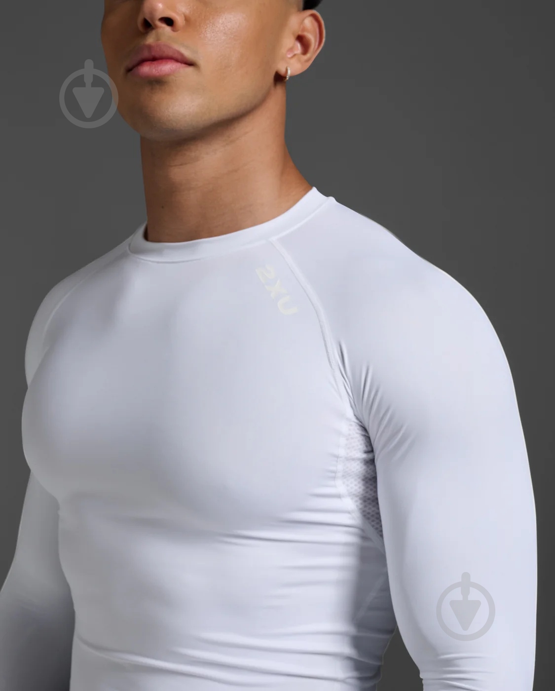 Футболка 2XU Core Compression Long Sleeve MA6398a_WHT/NLO р.S белый - фото 4 Футболка 2XU Core Compression Long Sleeve MA6398a_WHT/NLO р.S белый - фото 4