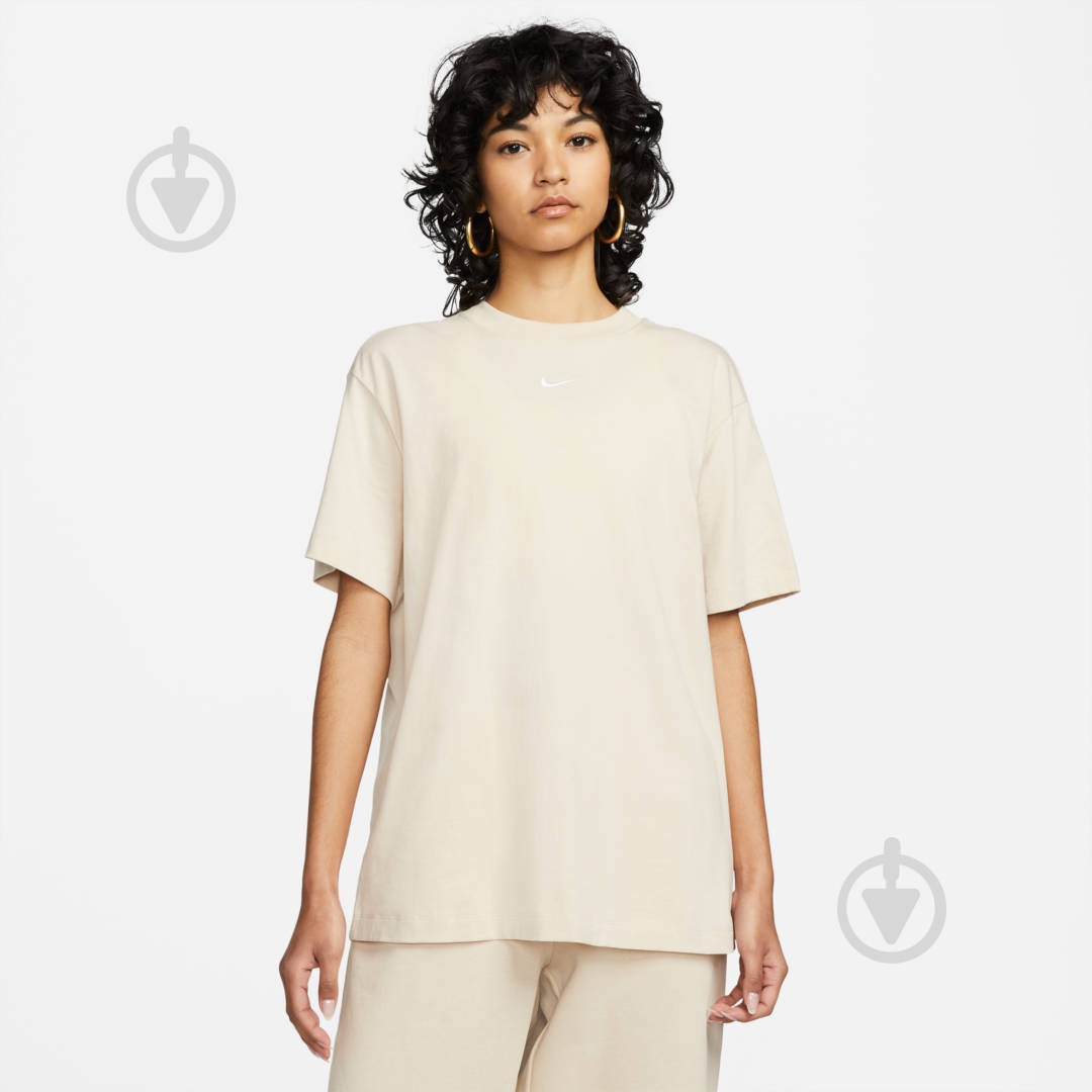 Футболка Nike DN5697-126 р.L бежевый - фото 1