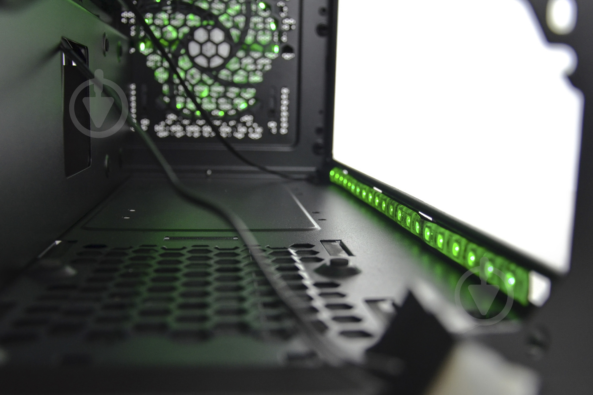 Корпус QUBE QBF26 Black (QBF26_WCNU3) - фото 16 Корпус QUBE QBF26 Black (QBF26_WCNU3) - фото 16