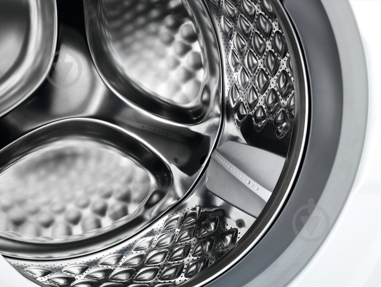 Пральна машина Electrolux EW8F5492QU + сушильна машина EW9D585KCU + з'єднувальна планка E1WYHSK5 - фото 5