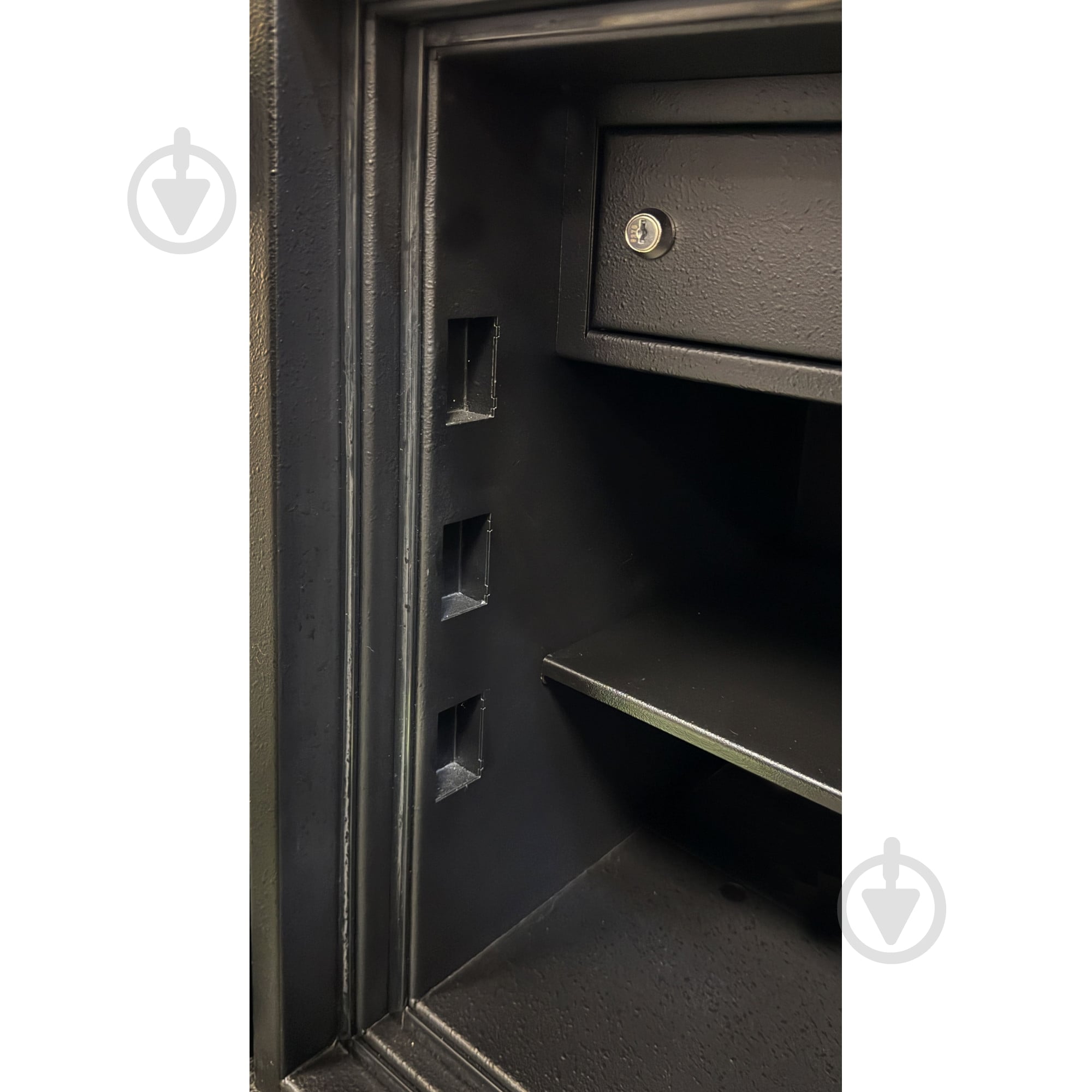 Сейф вогнетривкий Griffon FRS.57.E Black - фото 10